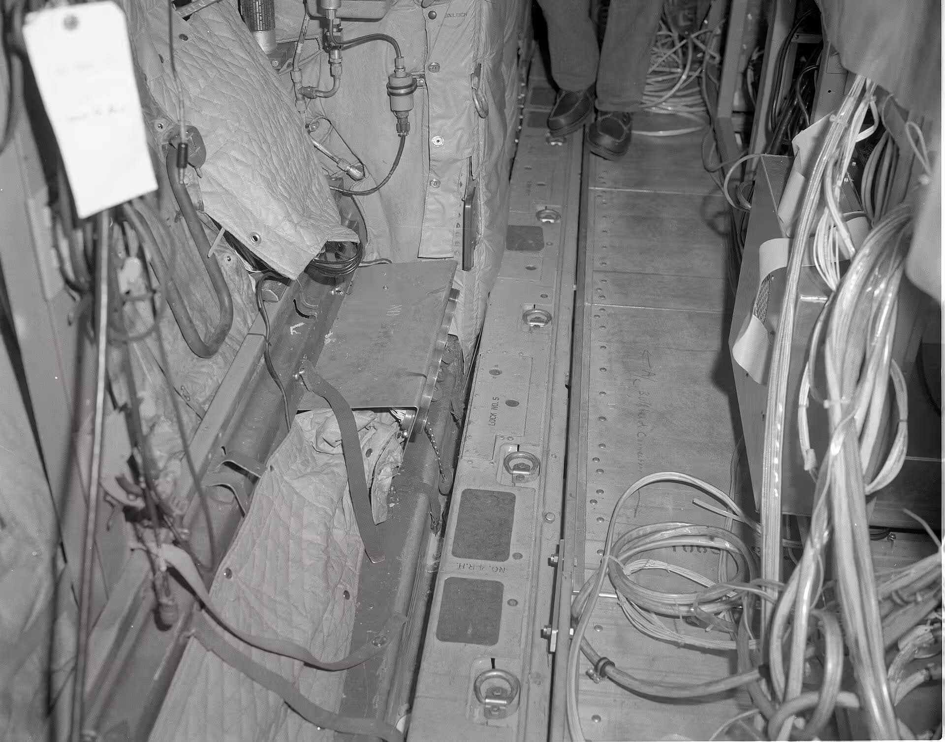 Unidentified — Aircraft