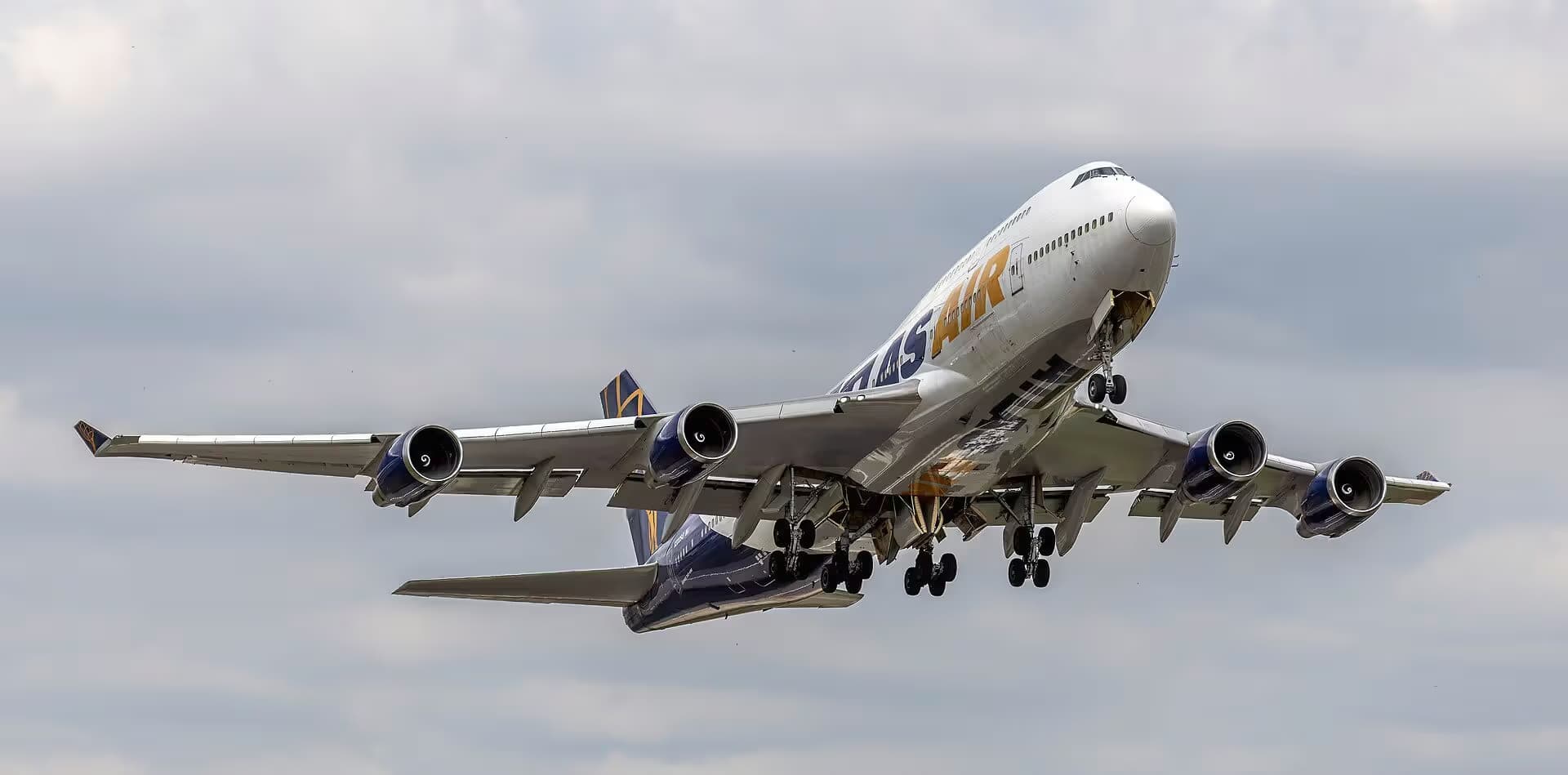 N322SG — Boeing