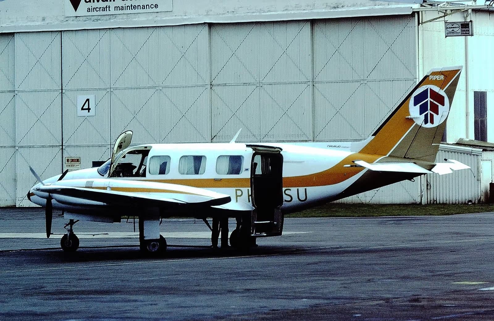 PH-ASU — Piper