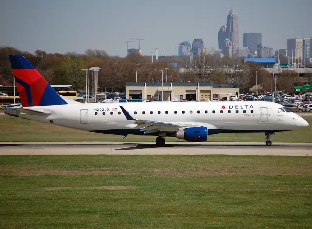 N202JQ — Embraer