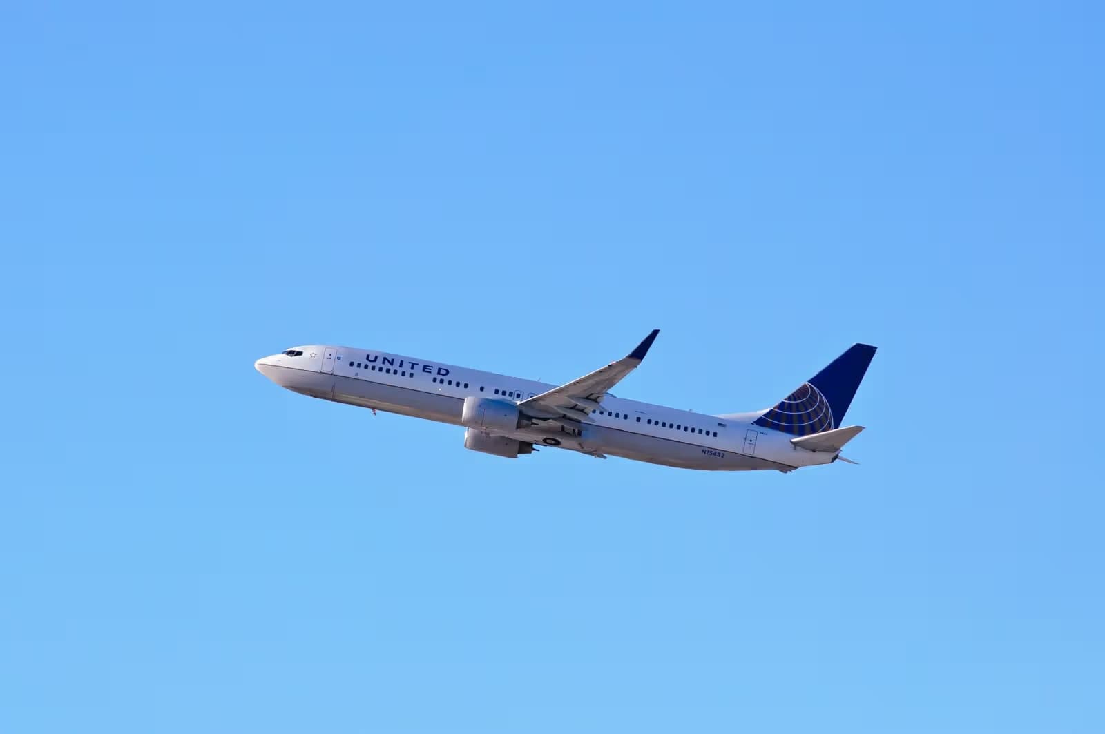 N75432 — Boeing