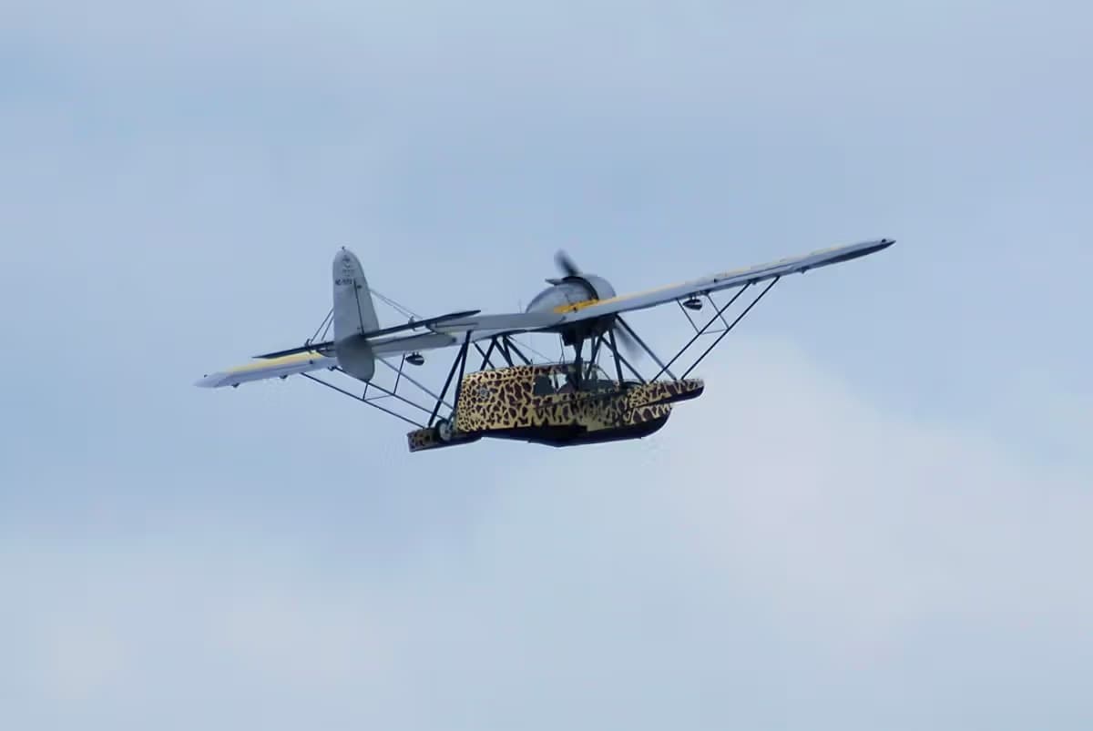 Unidentified — Aircraft