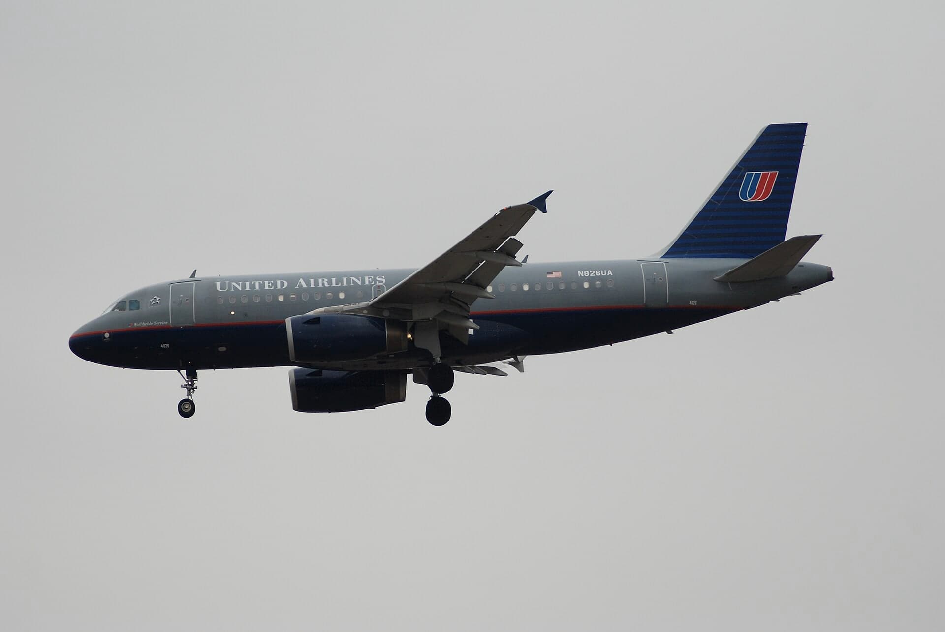 N826UA — Airbus