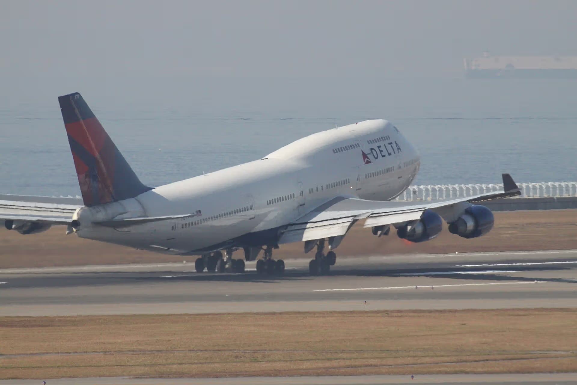 N676NW — Boeing