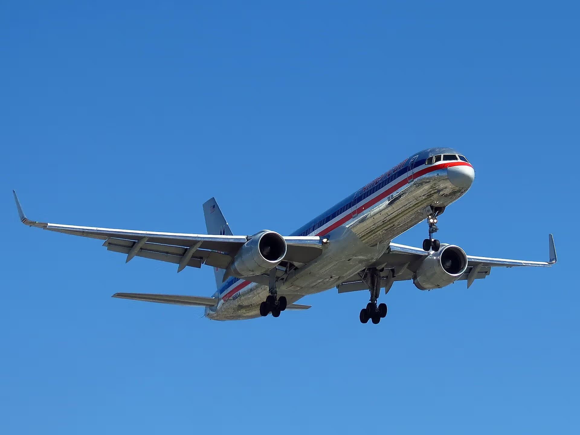 N692AA — Boeing