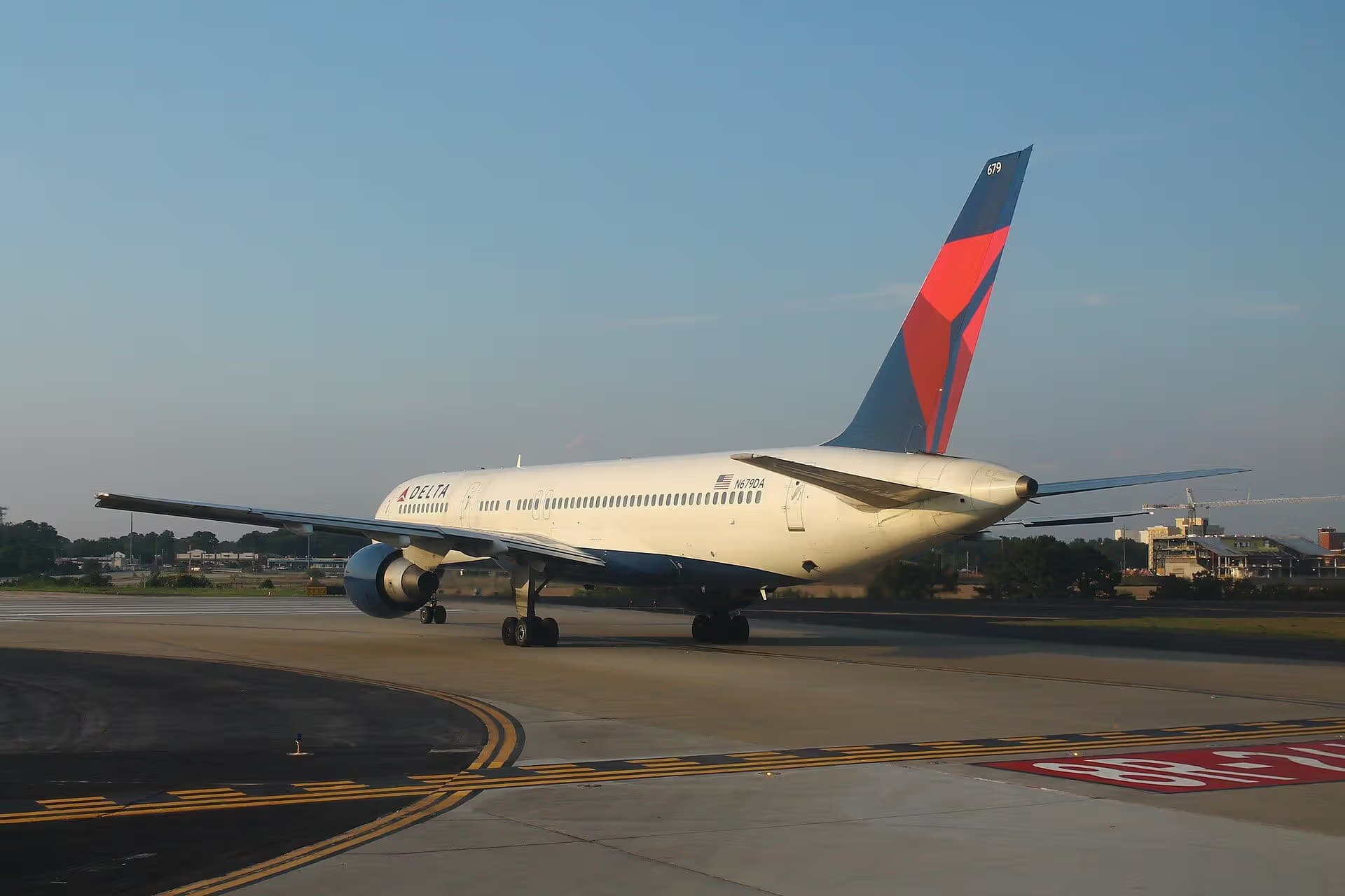 N679DA — Boeing