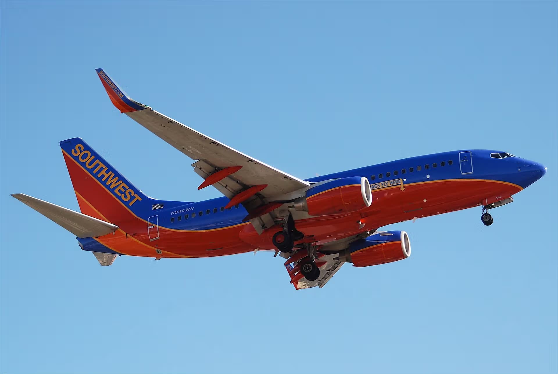 N944WN — Boeing