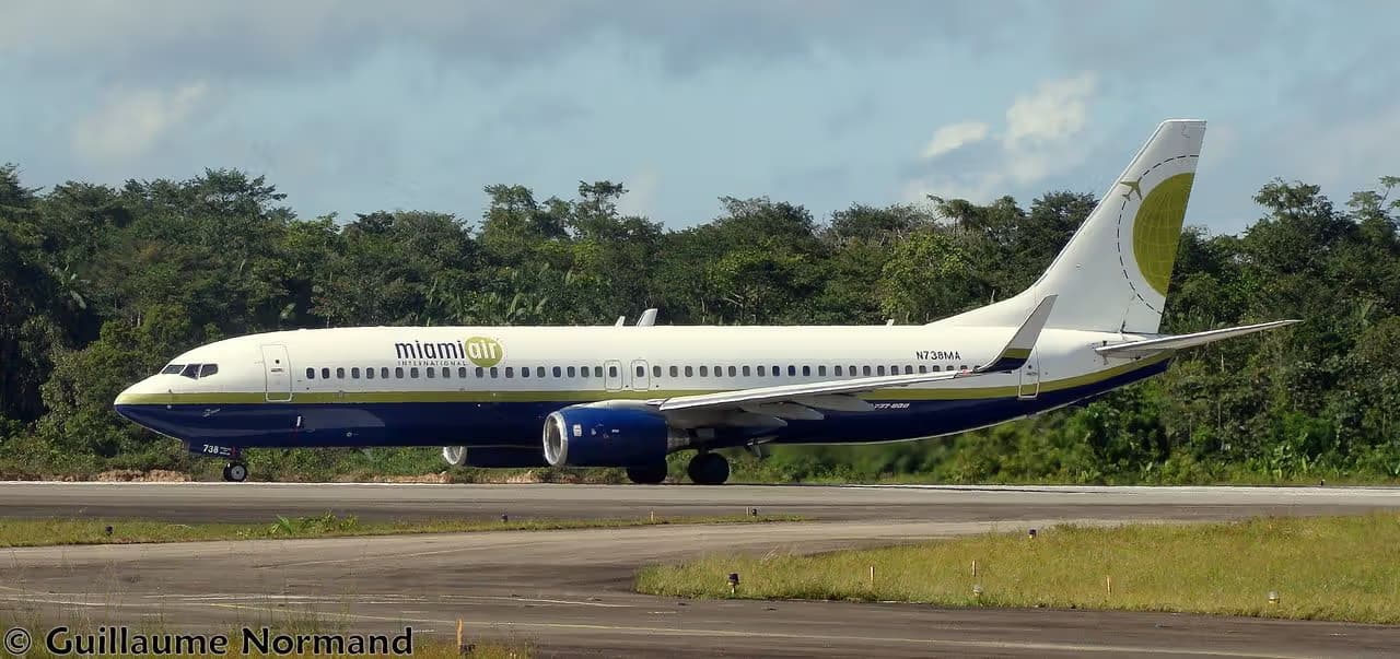 N738MA — Twin-engine aircraft