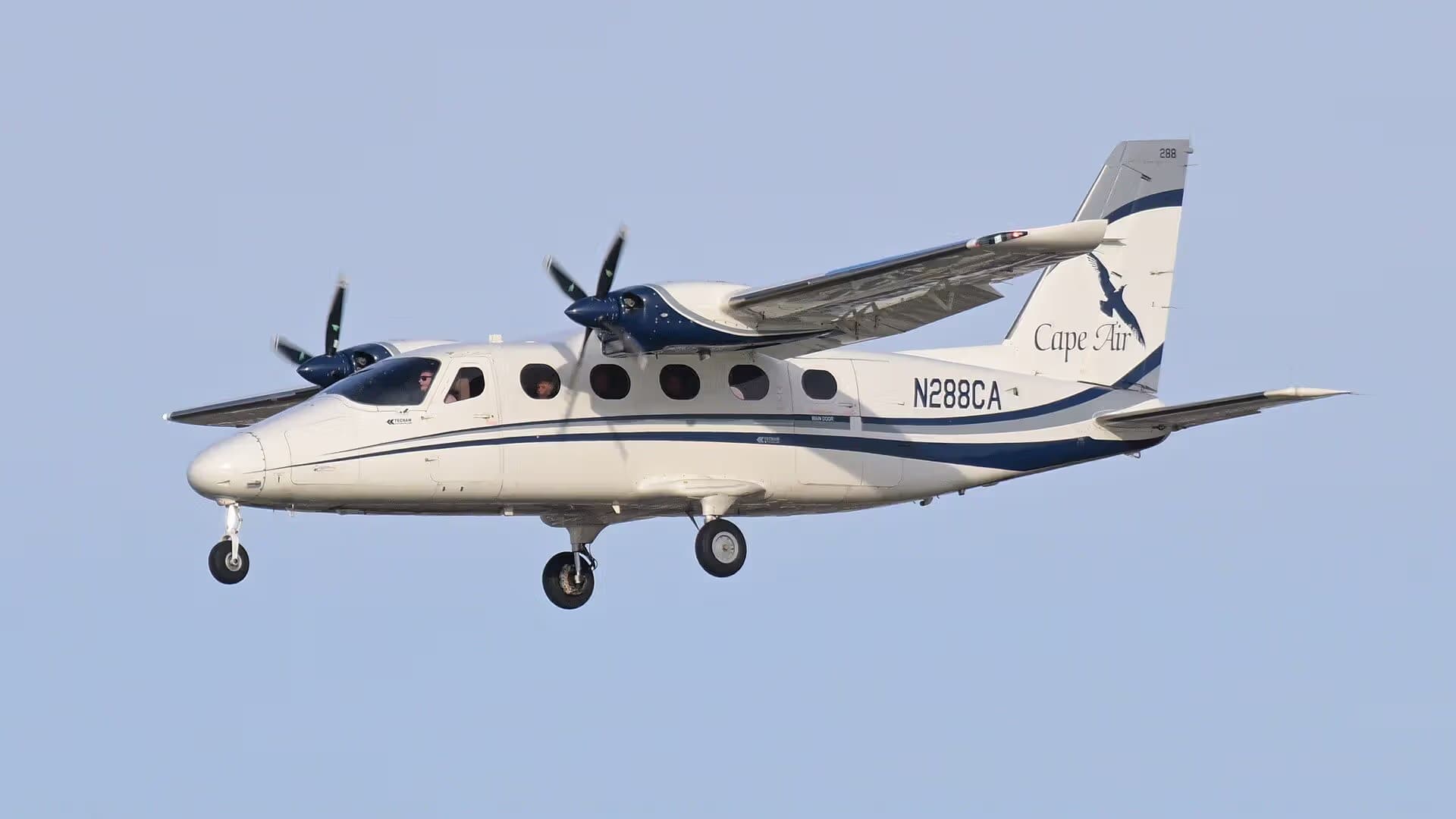 N288CA — Twin-engine aircraft