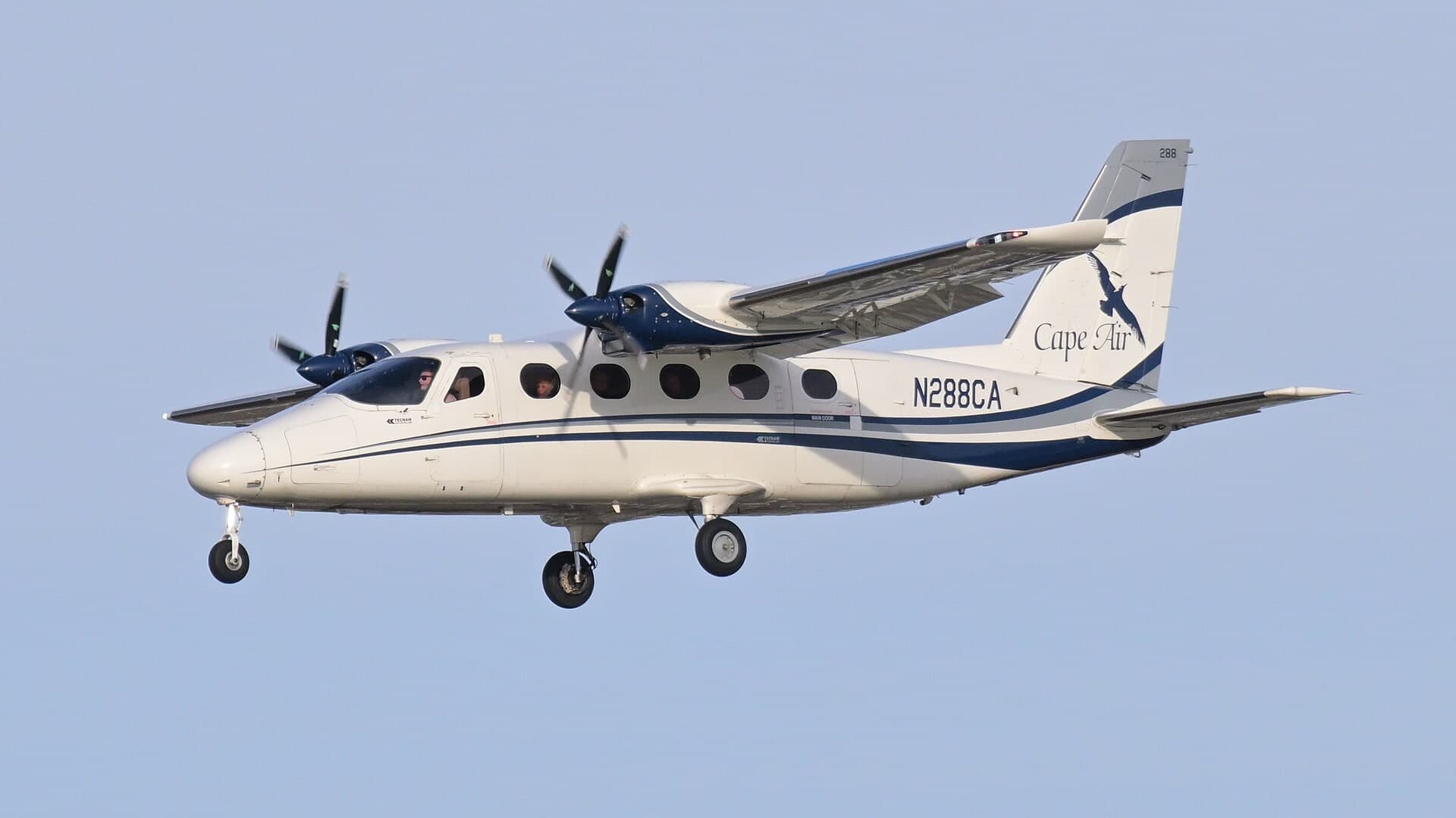 N288CA — Twin-engine aircraft