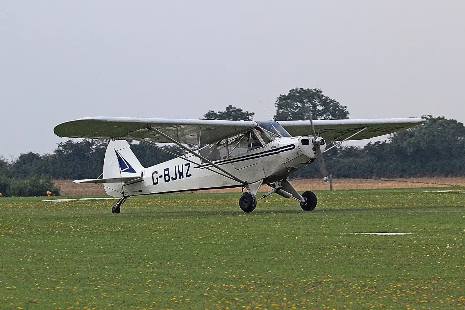 G-BJWZ — Piper
