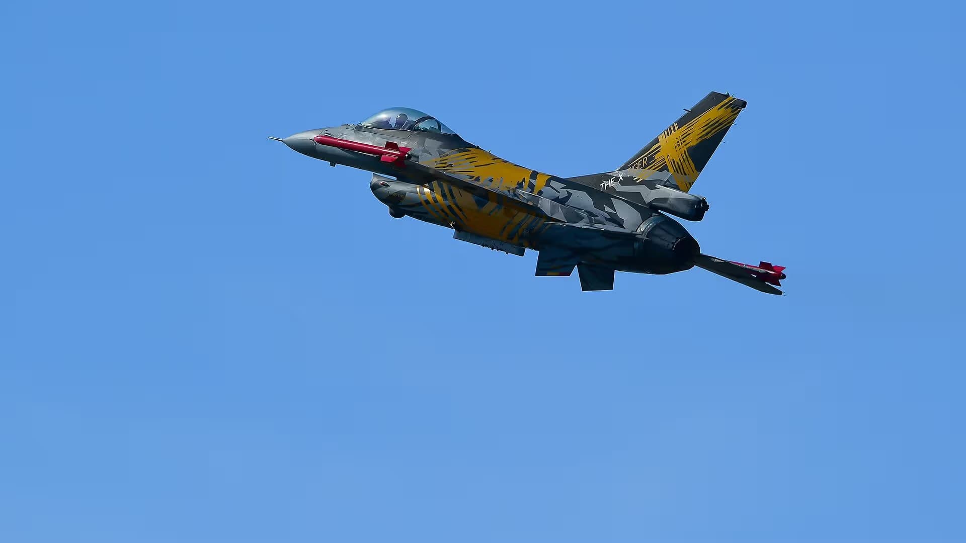 Unidentified — Aircraft