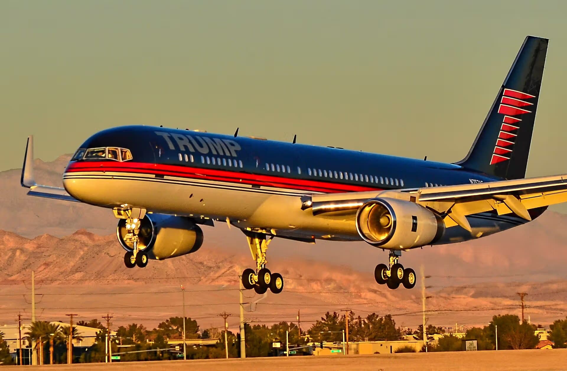 N757AF — Twin-engine aircraft