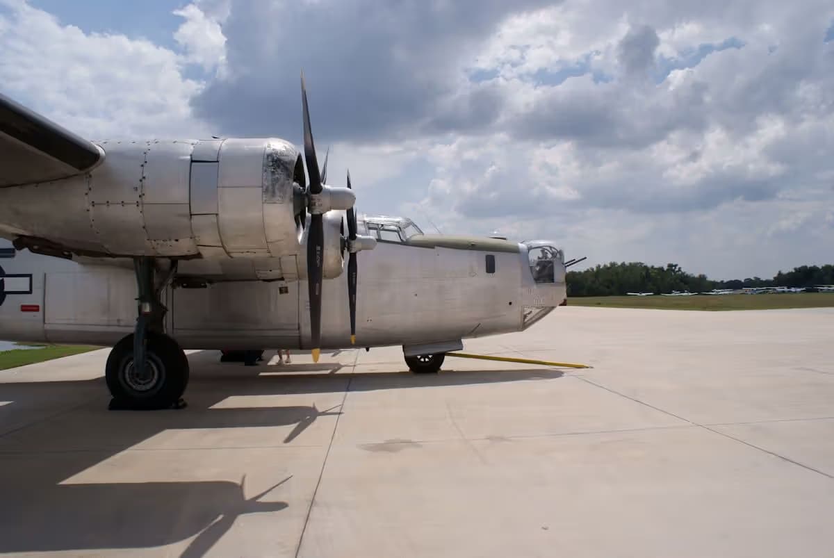 Unidentified — Aircraft
