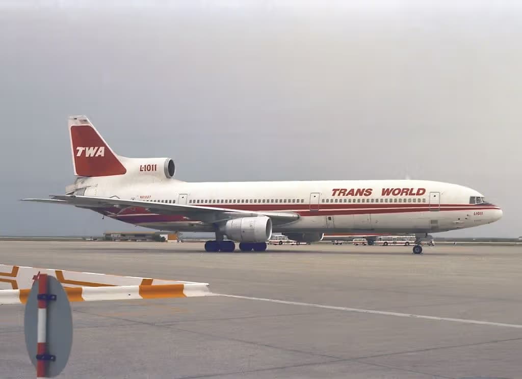 N81027 — Aircraft