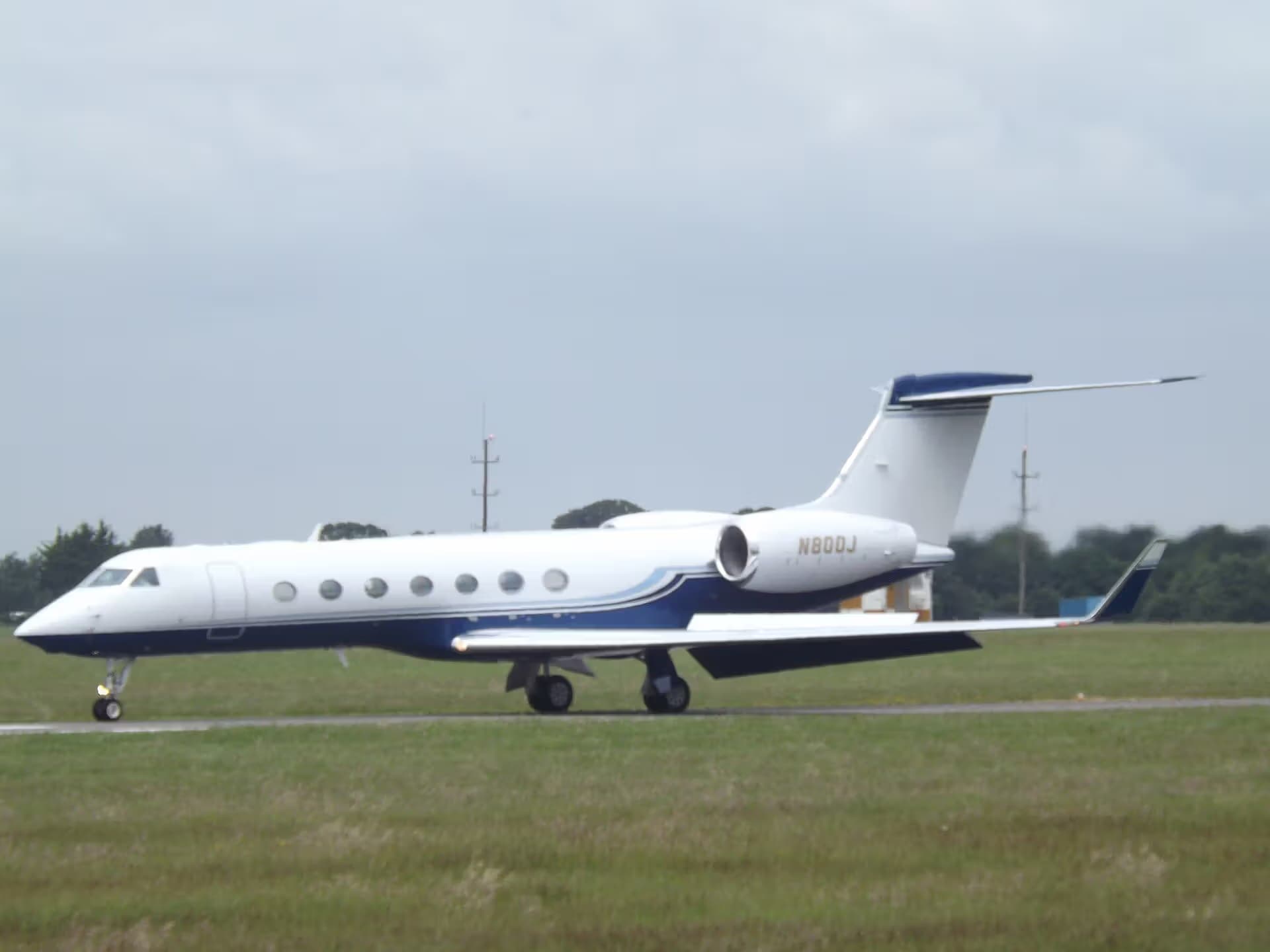 N800J — Gulfstream