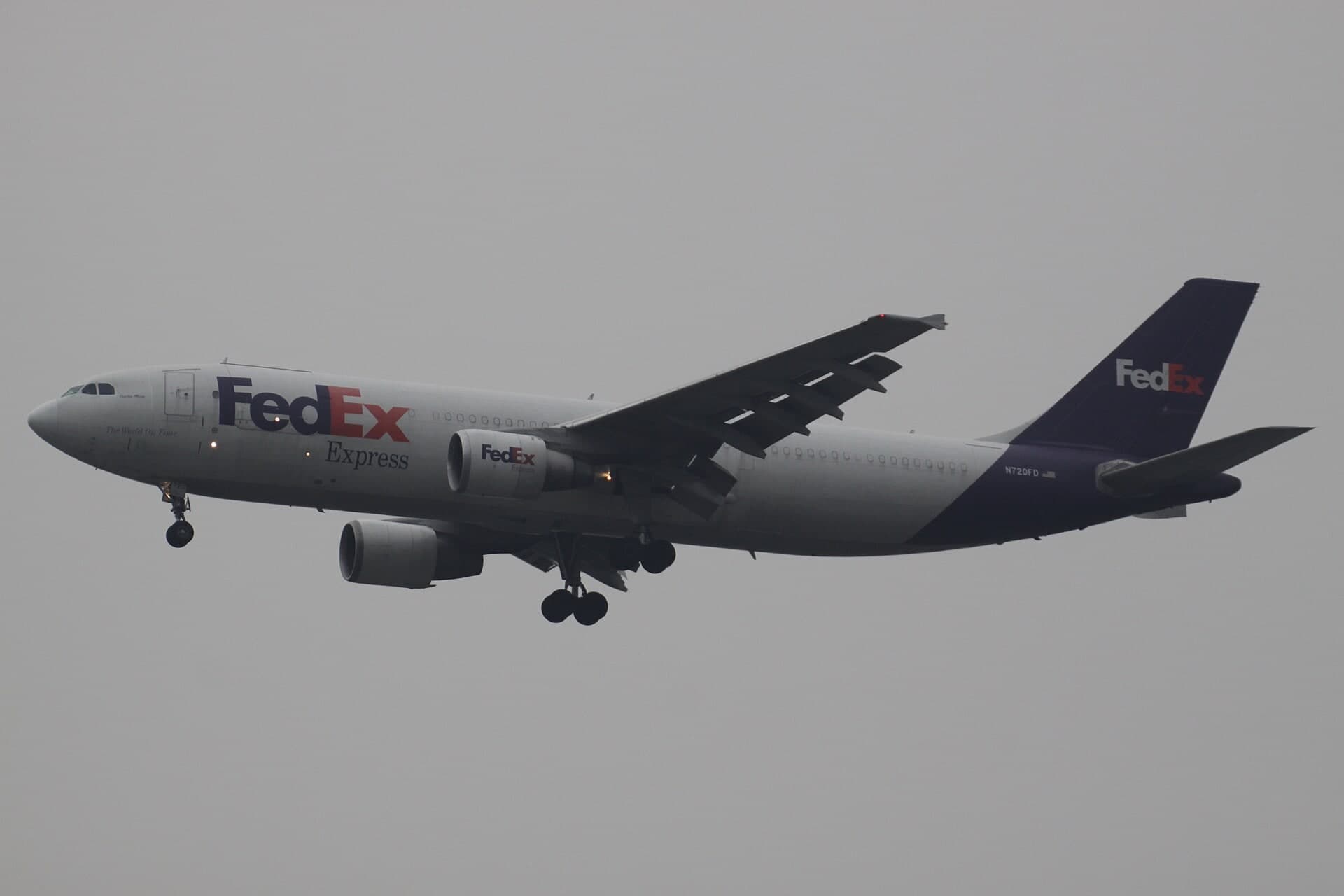 N720FD — Twin-engine aircraft