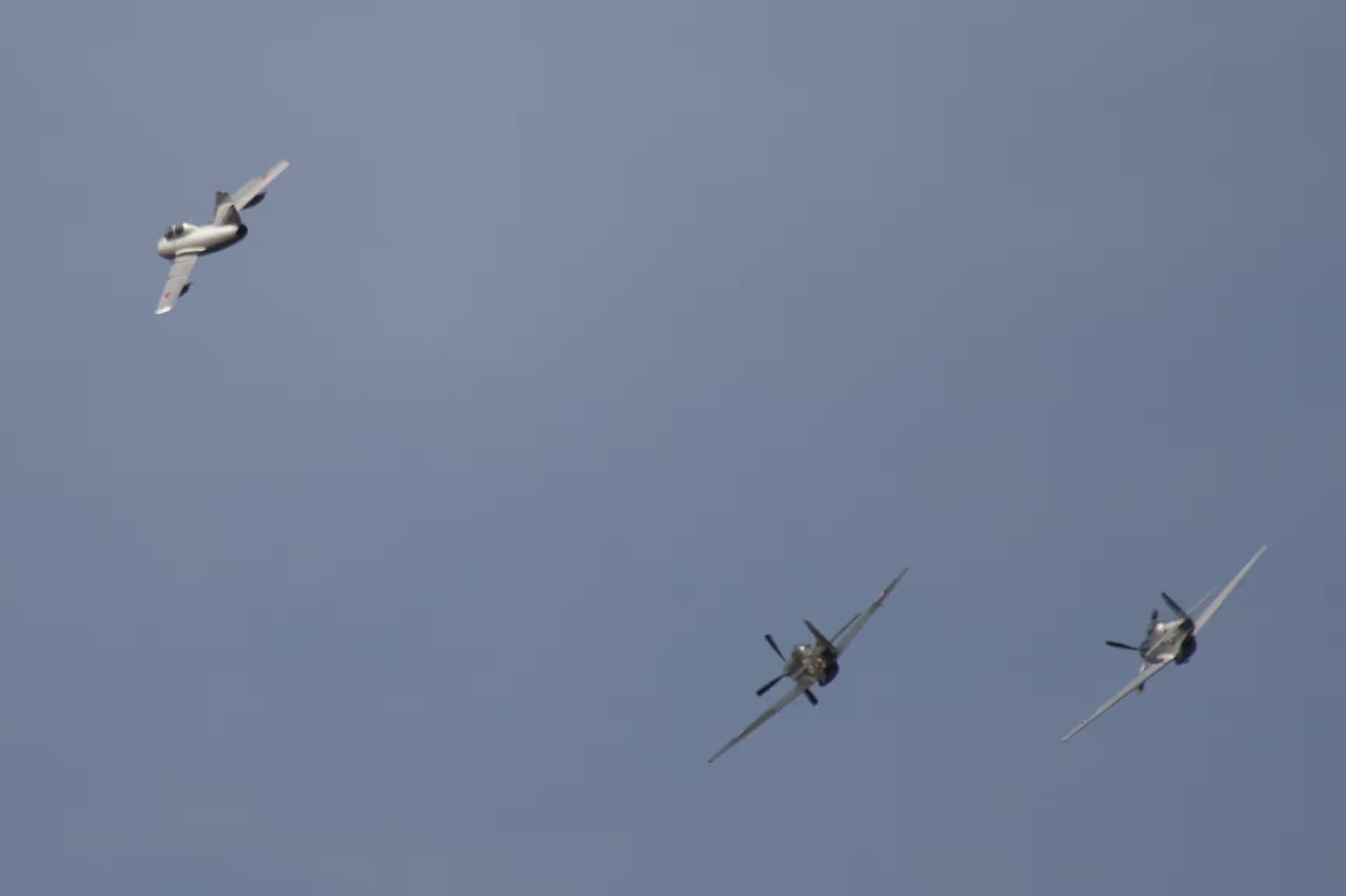 N104CJ — Warbird