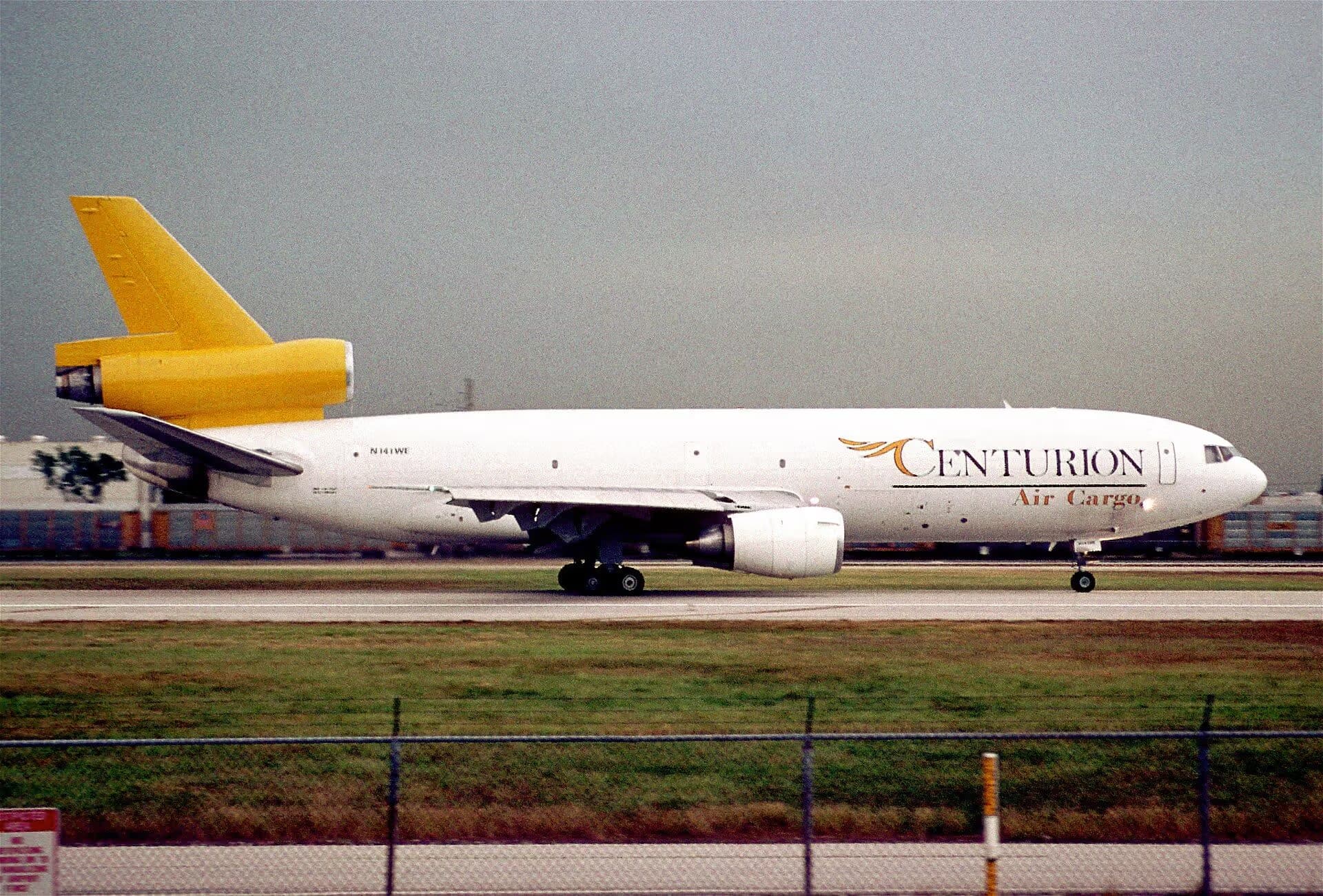 N141WE — Douglas