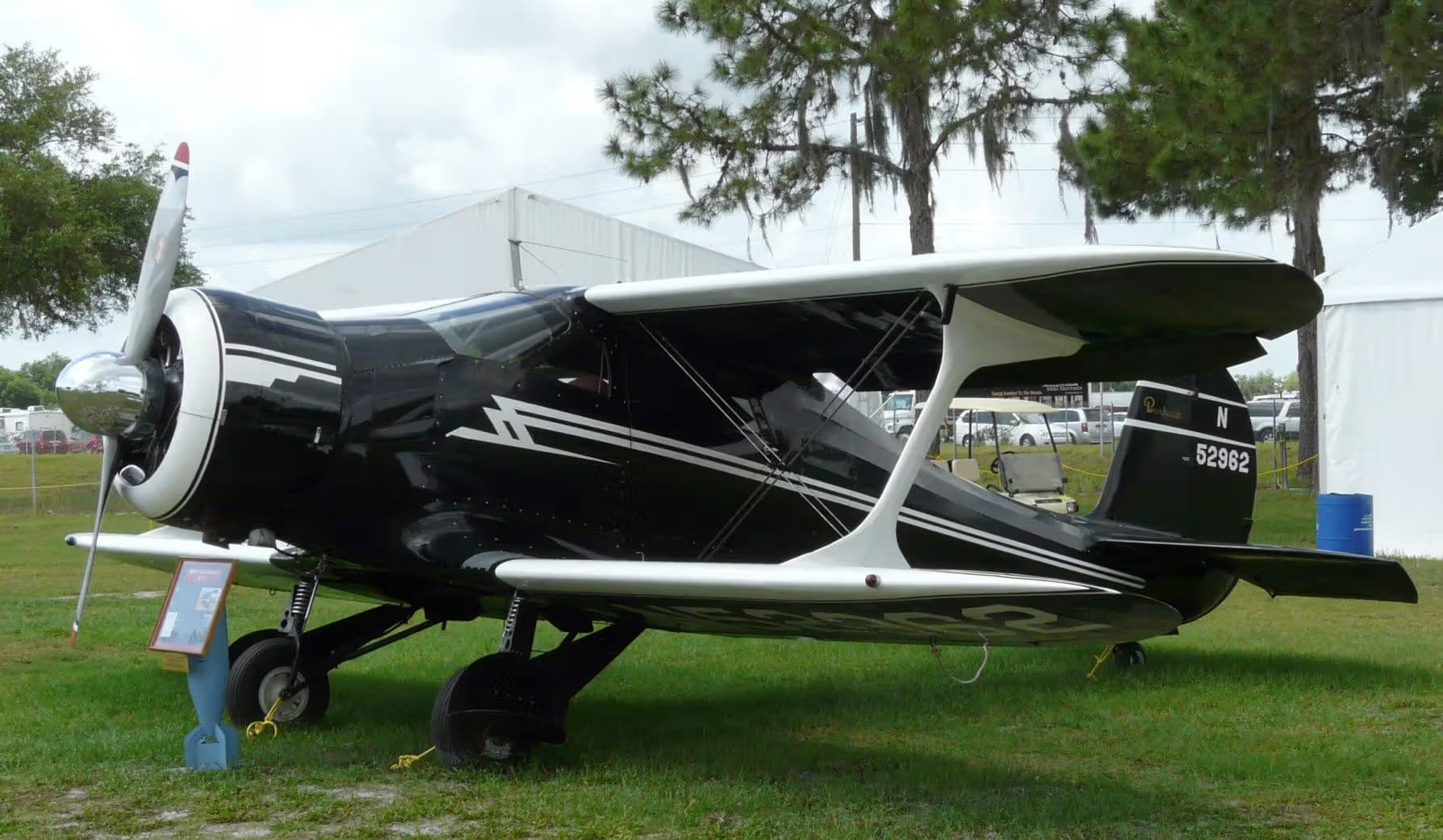 N52962 — Beechcraft