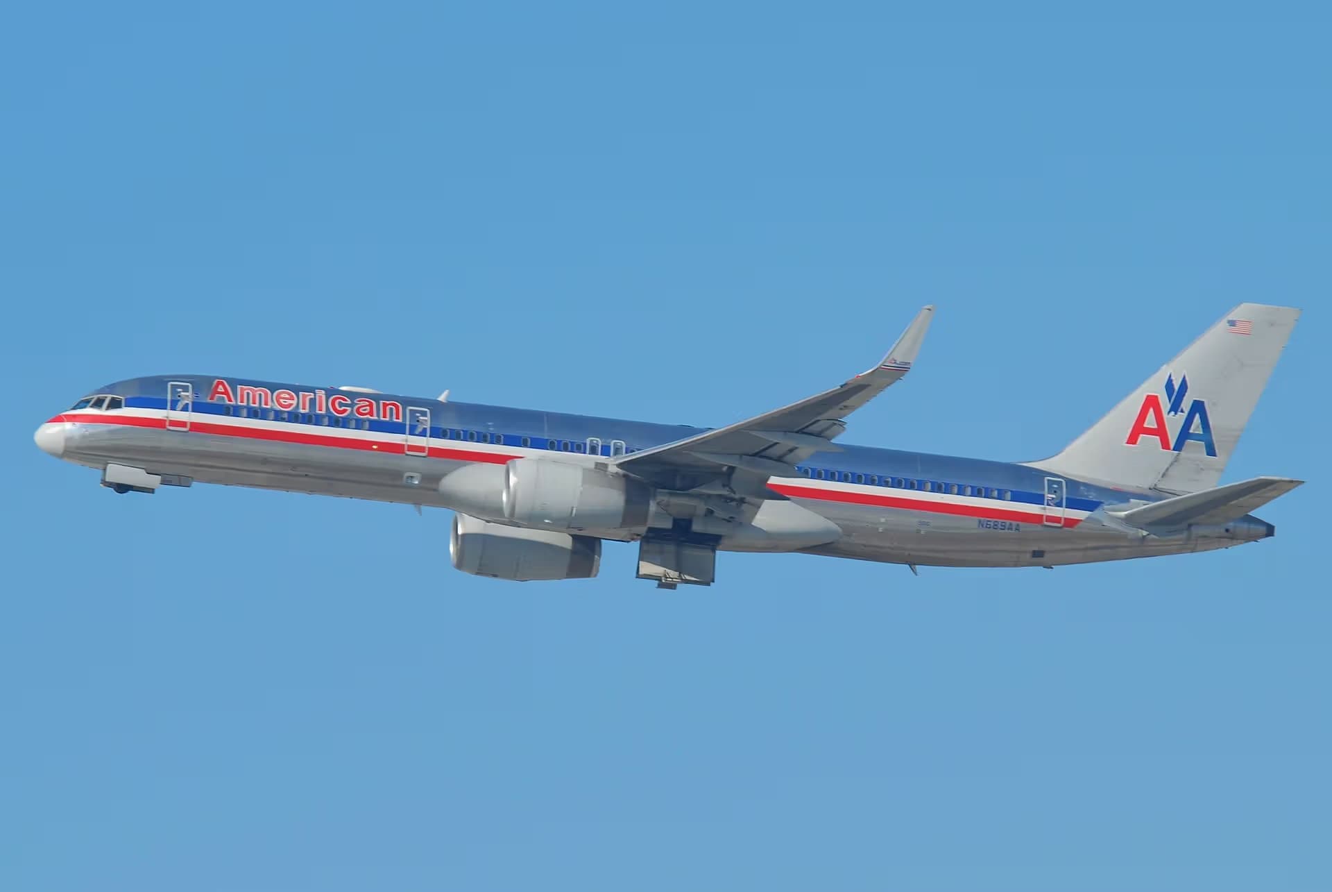 N689AA — Boeing