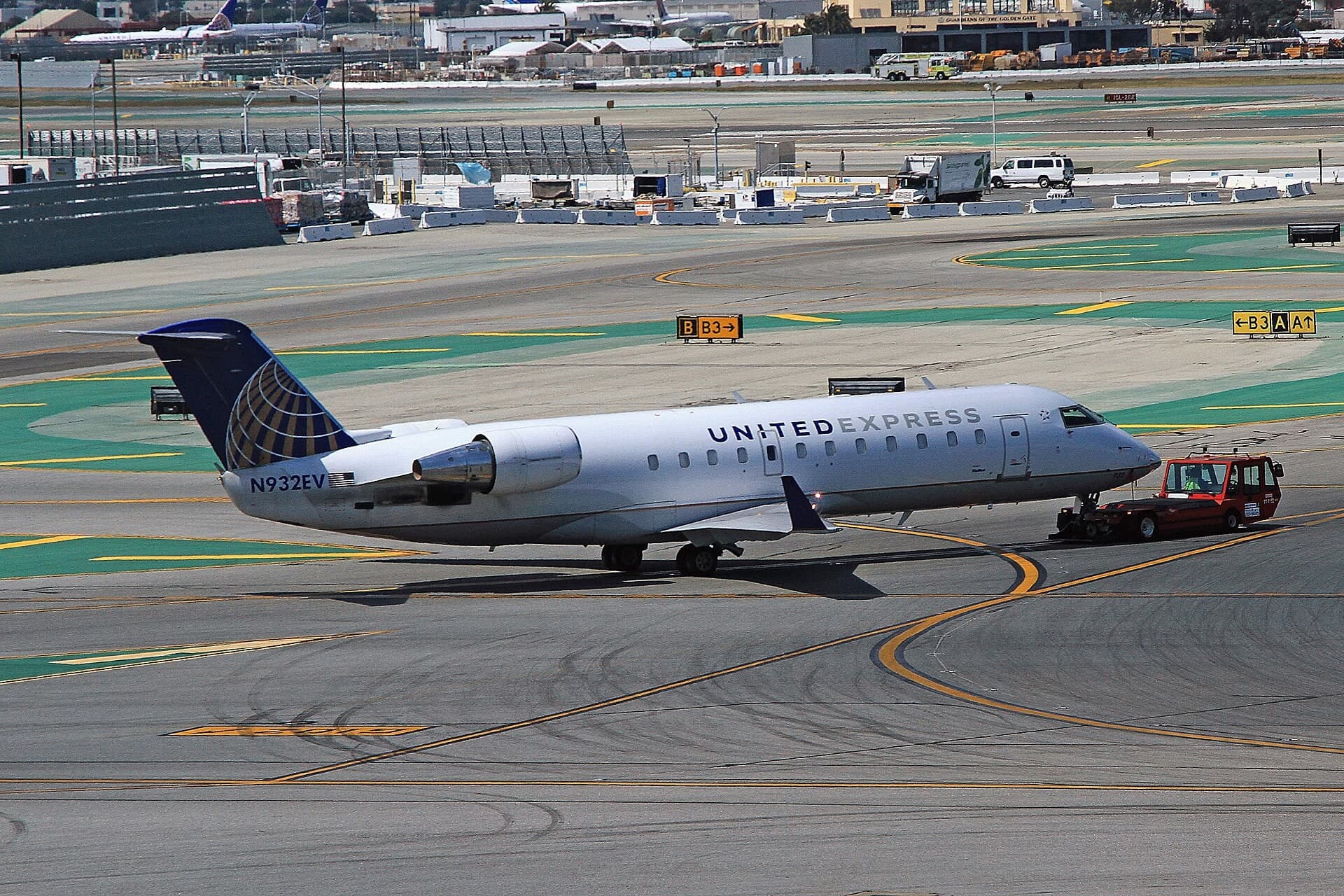 N932EV — Bombardier