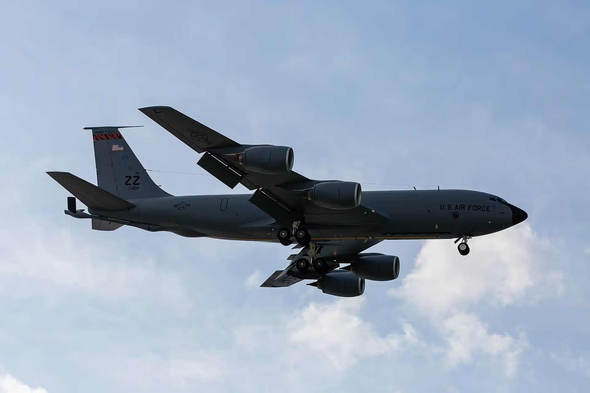 Unidentified — Boeing