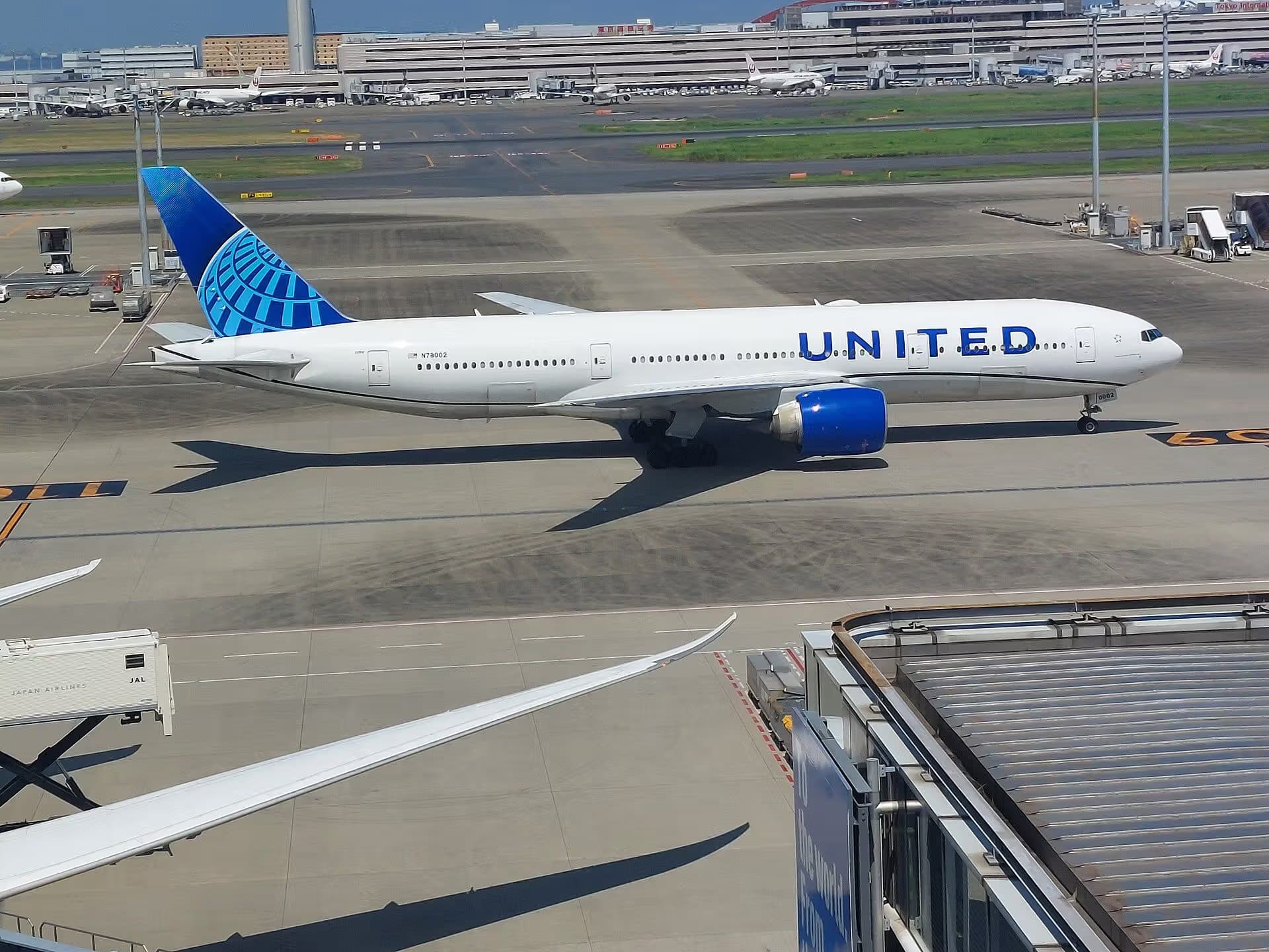 N78002 — Boeing