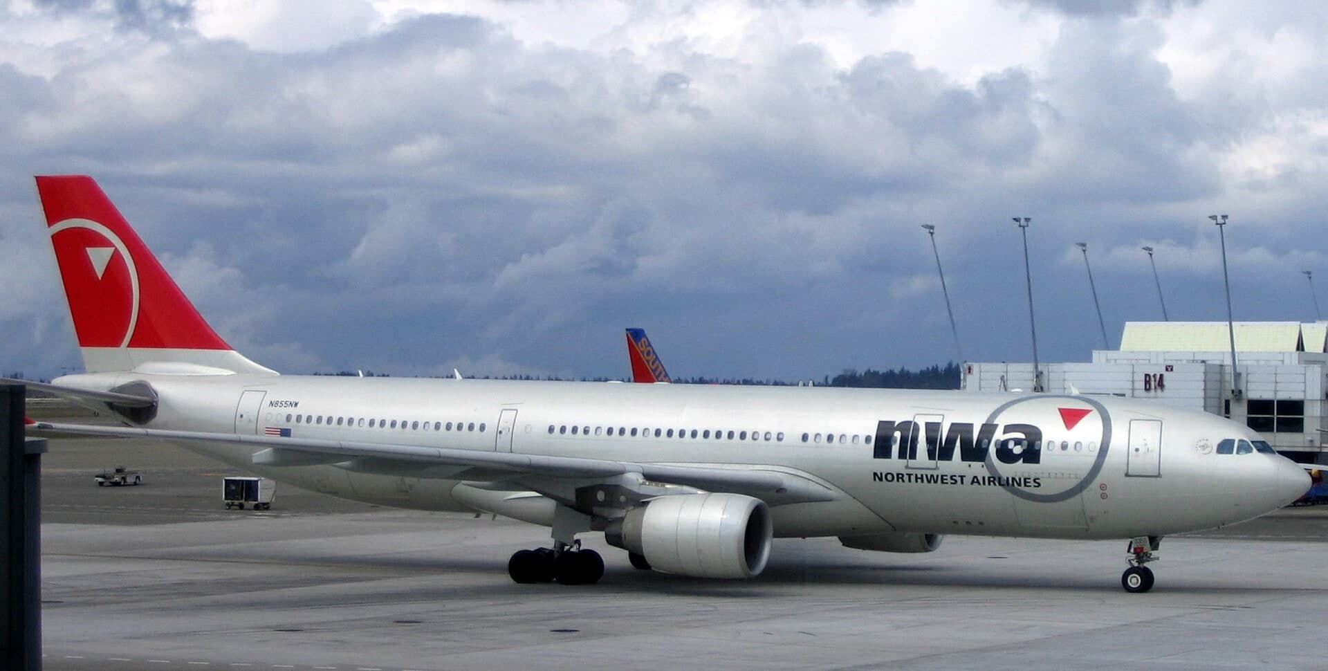 N855NW — Airbus