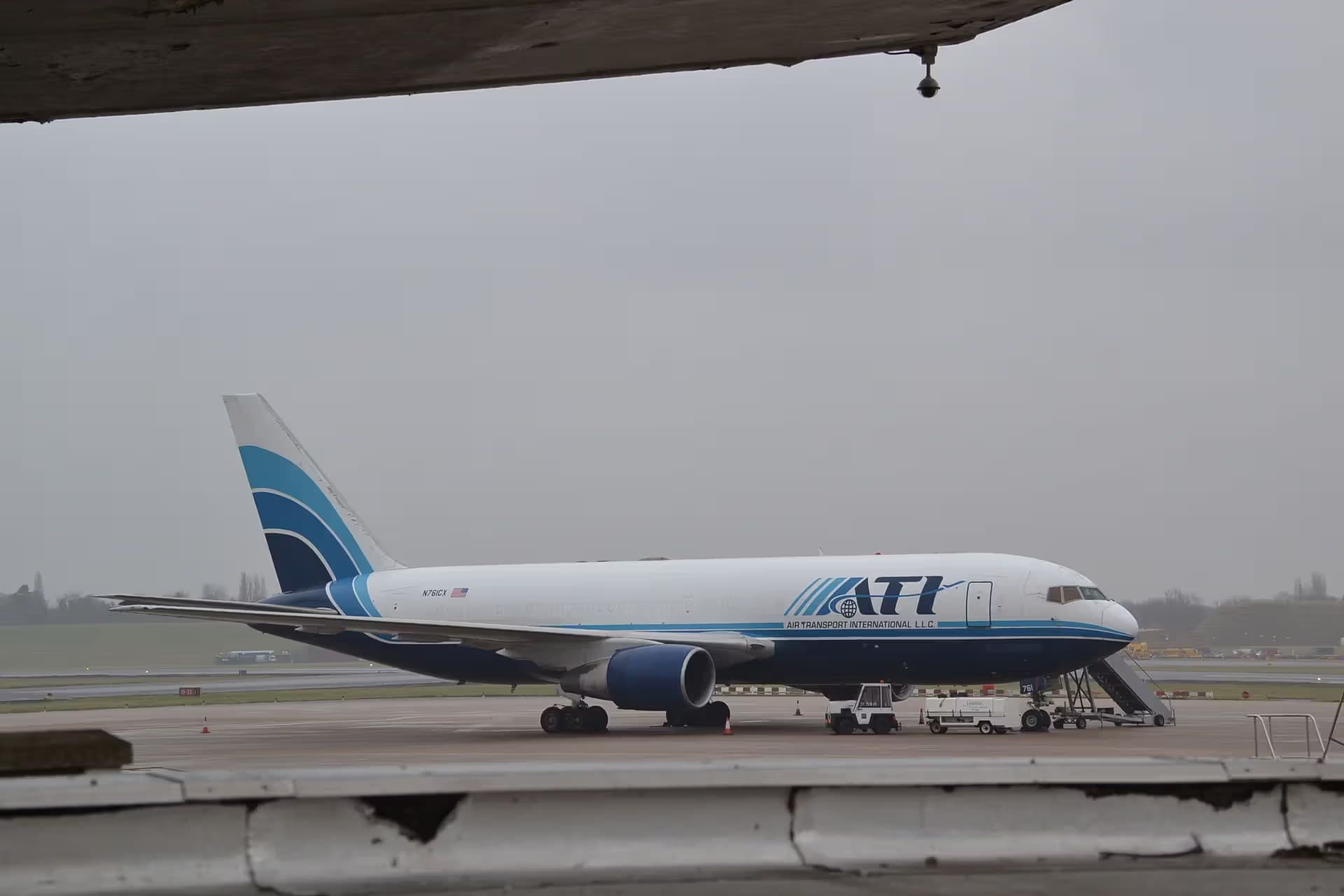 N761CX — Twin-engine aircraft