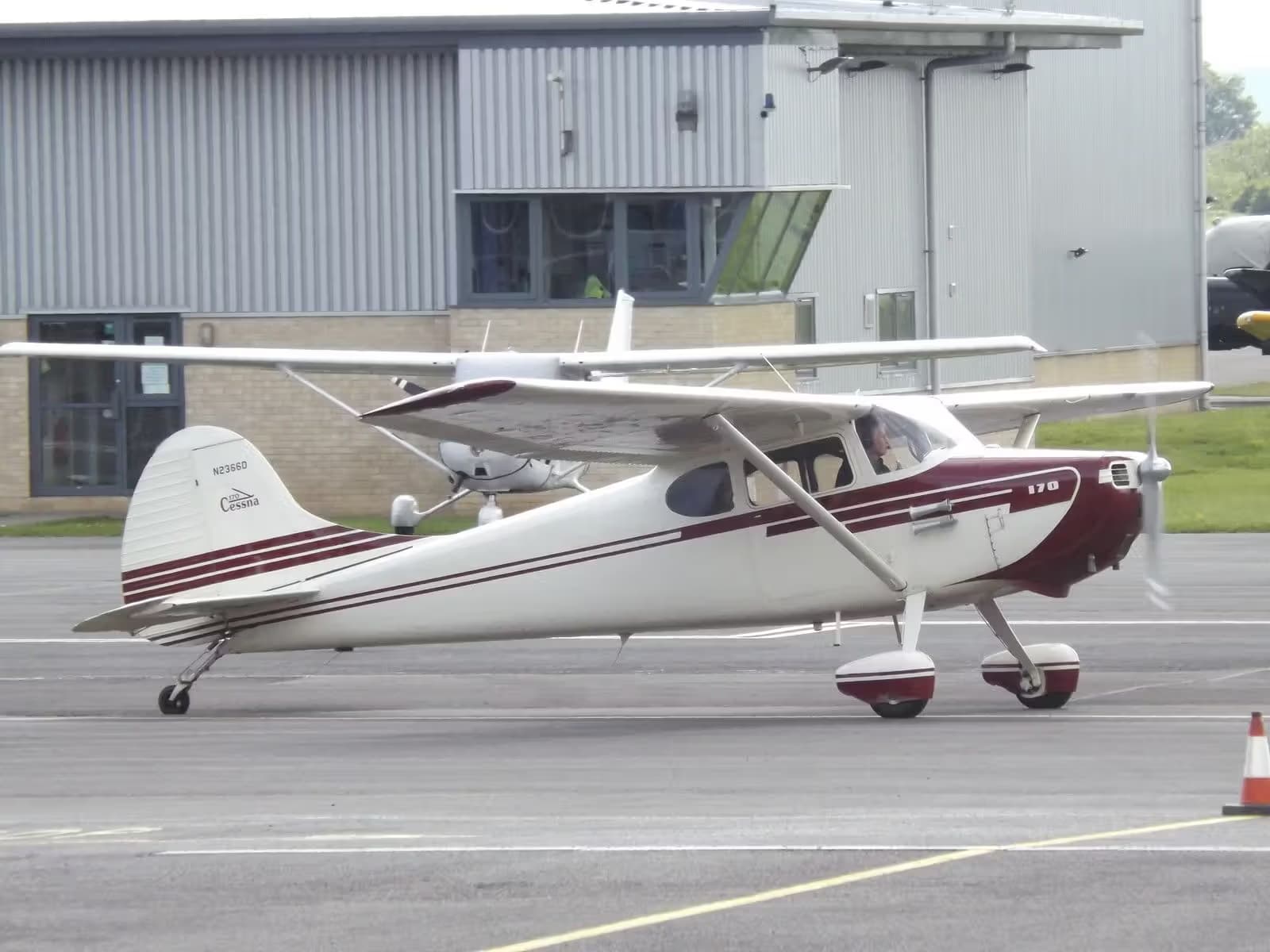 N2366D — Cessna