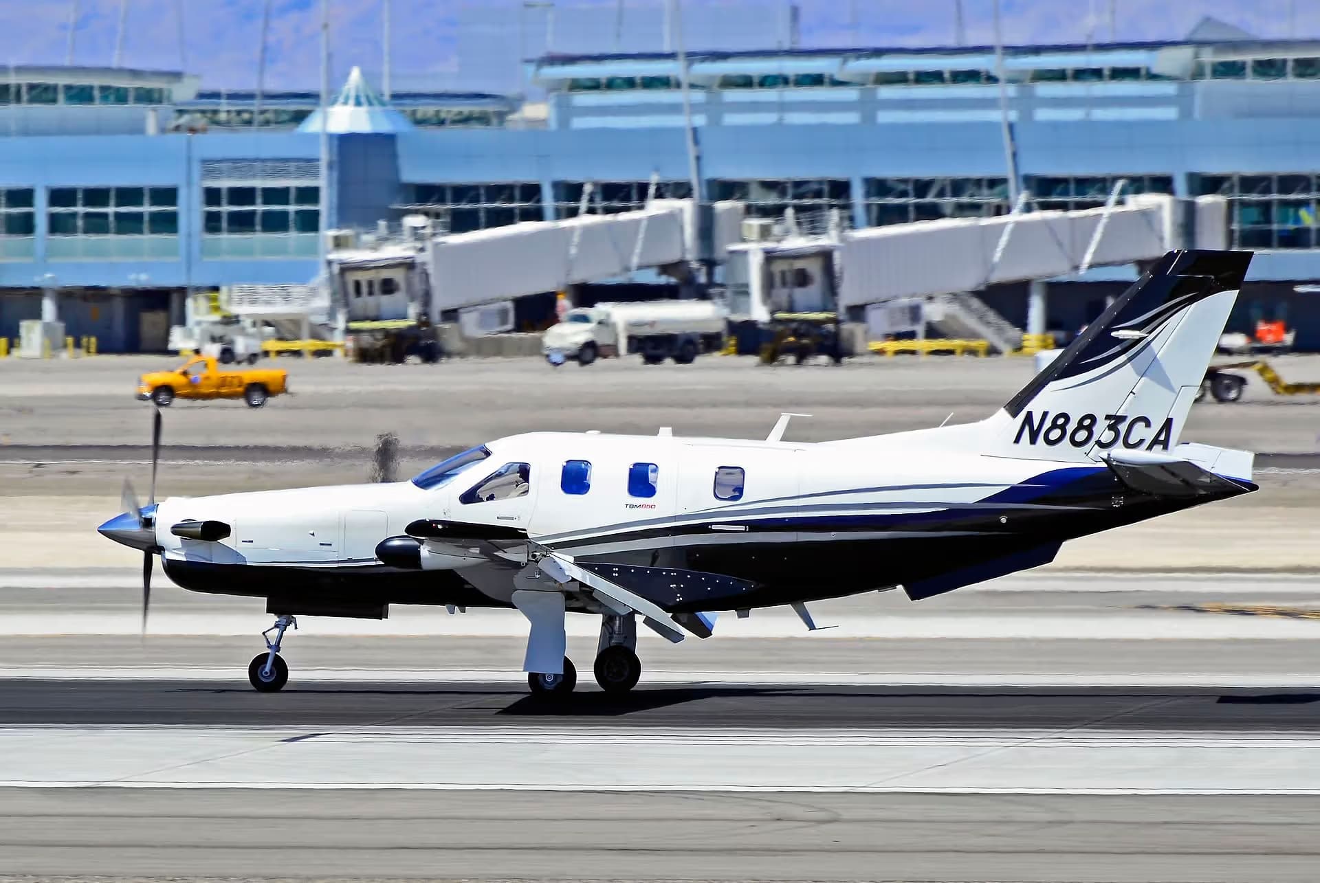 N883CA — Single-engine aircraft