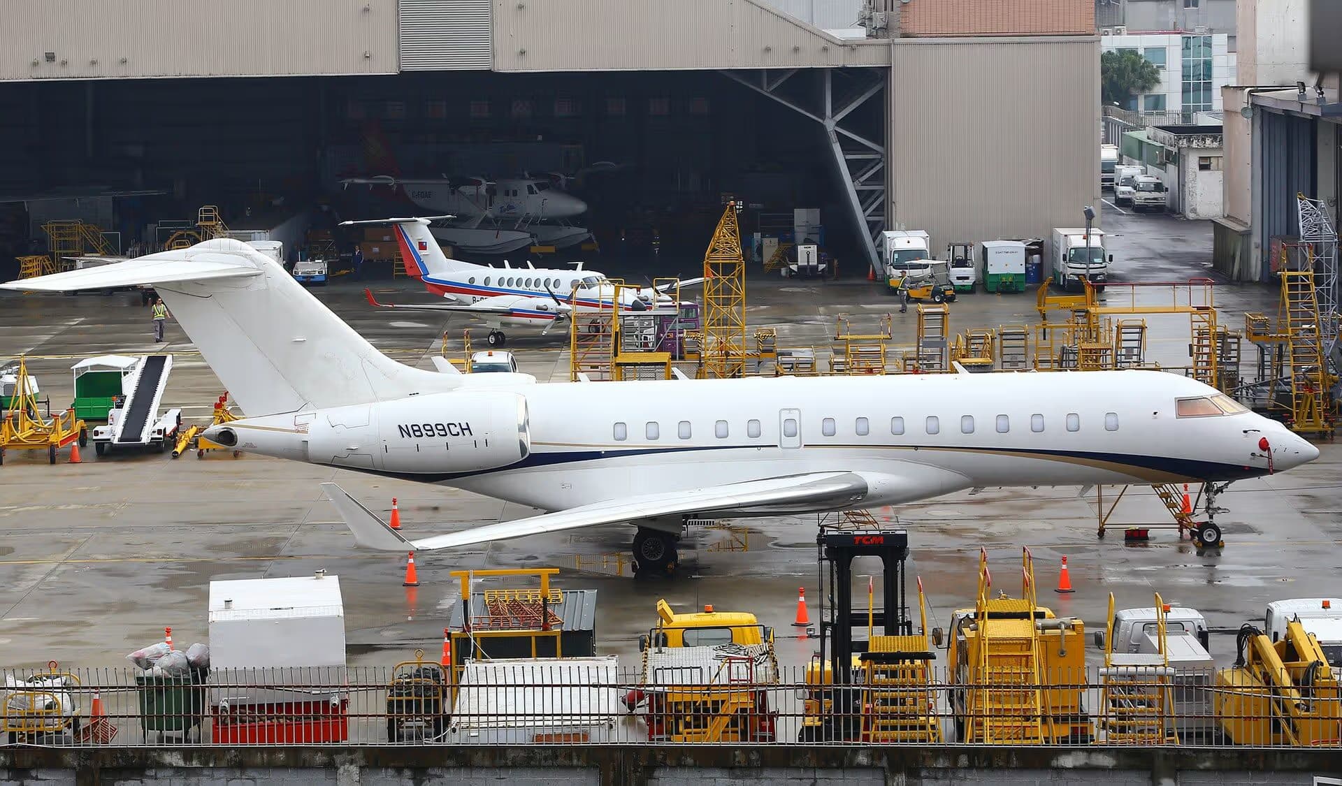 N899CH — Business jet
