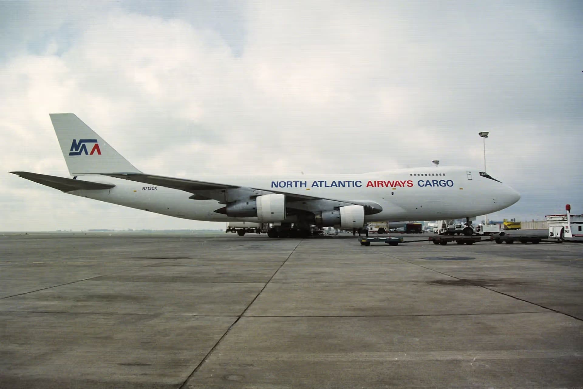 N713CK — Boeing