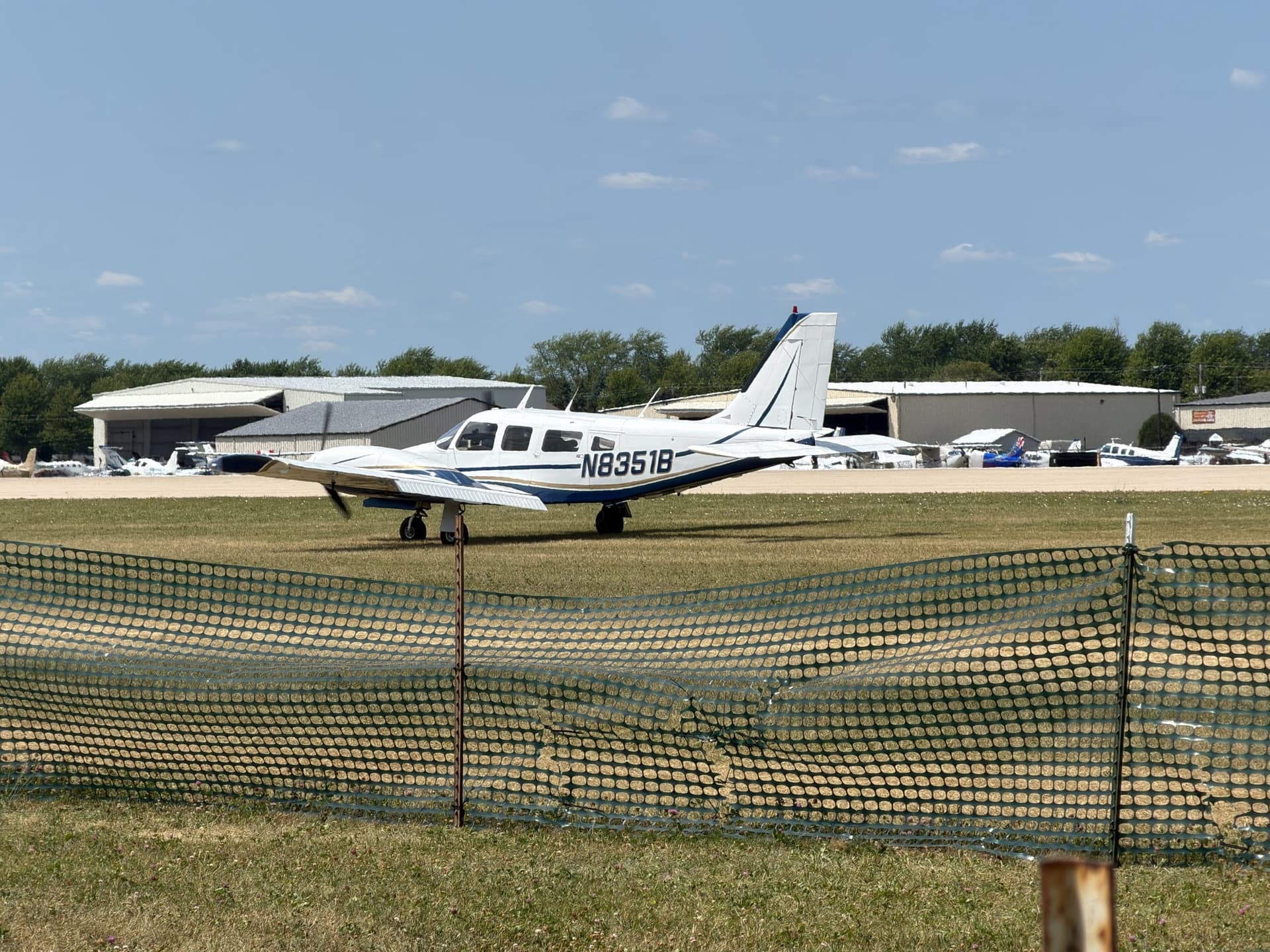 N8351B — 1981 Piper PA-34-220T