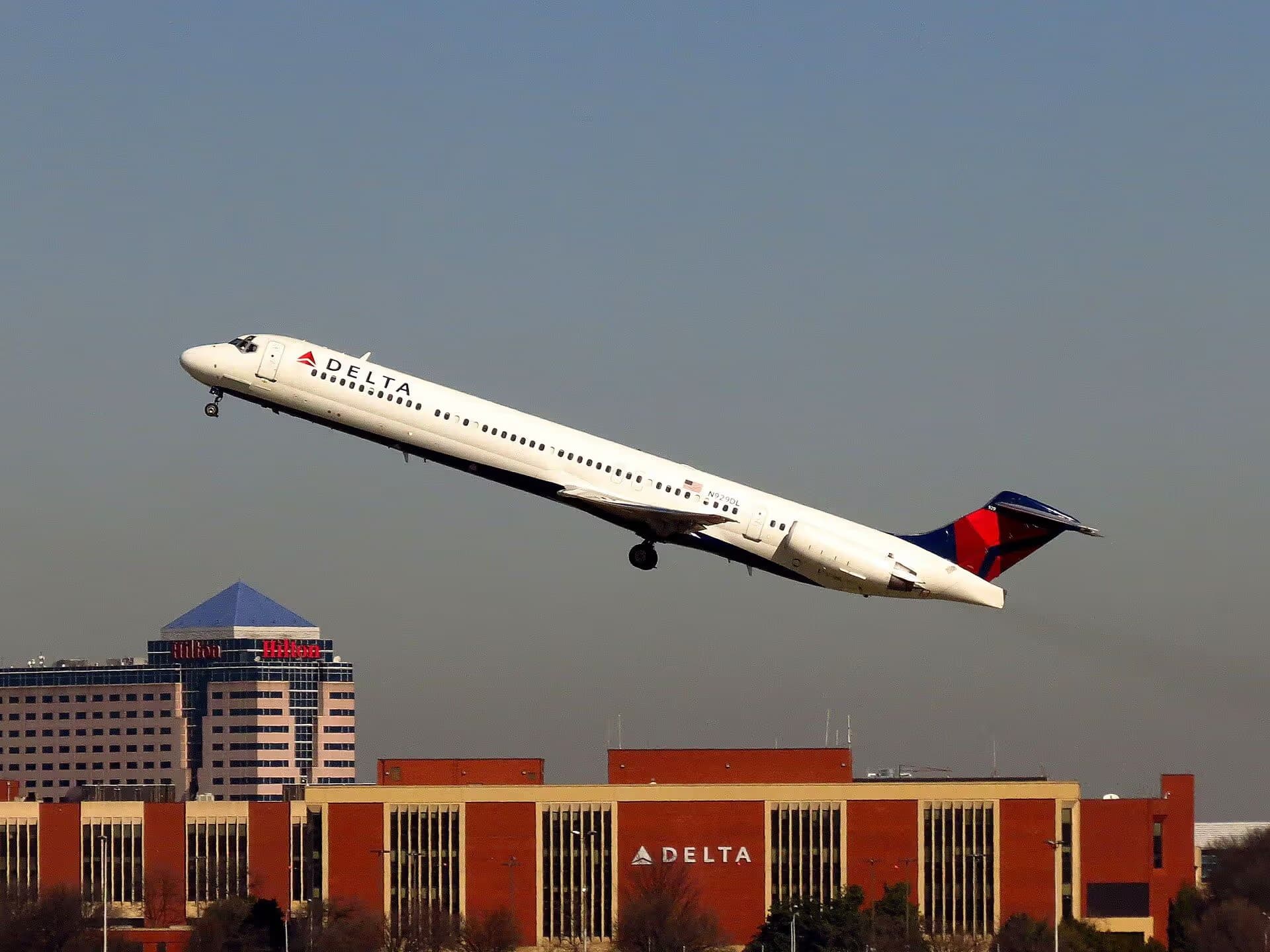 N929DL — Aircraft