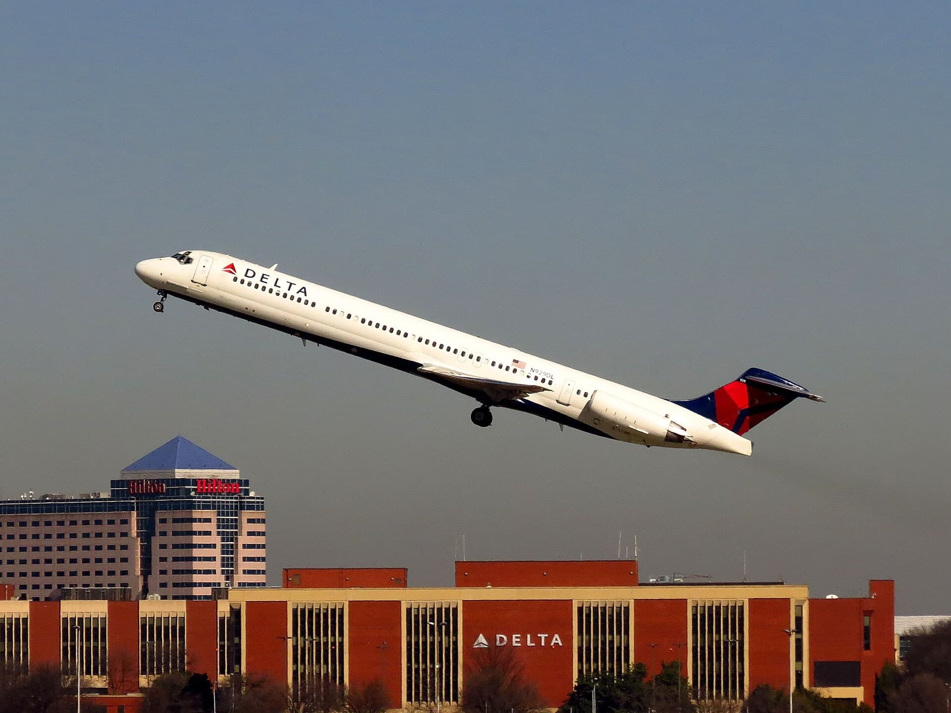 N929DL — Aircraft