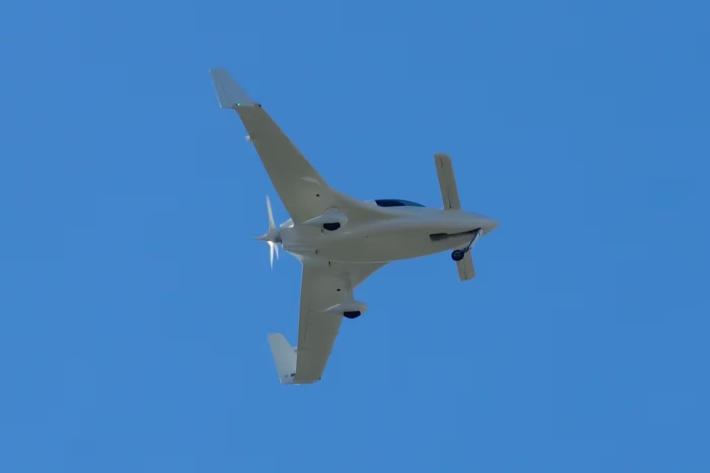 N909EZ — Single-engine aircraft