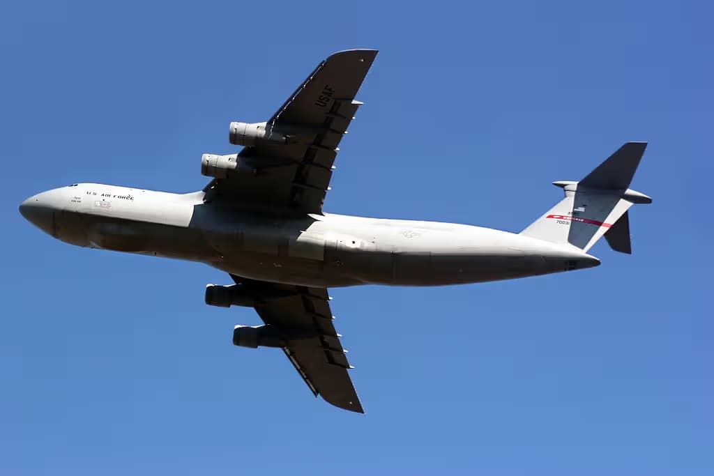 Unidentified — Aircraft