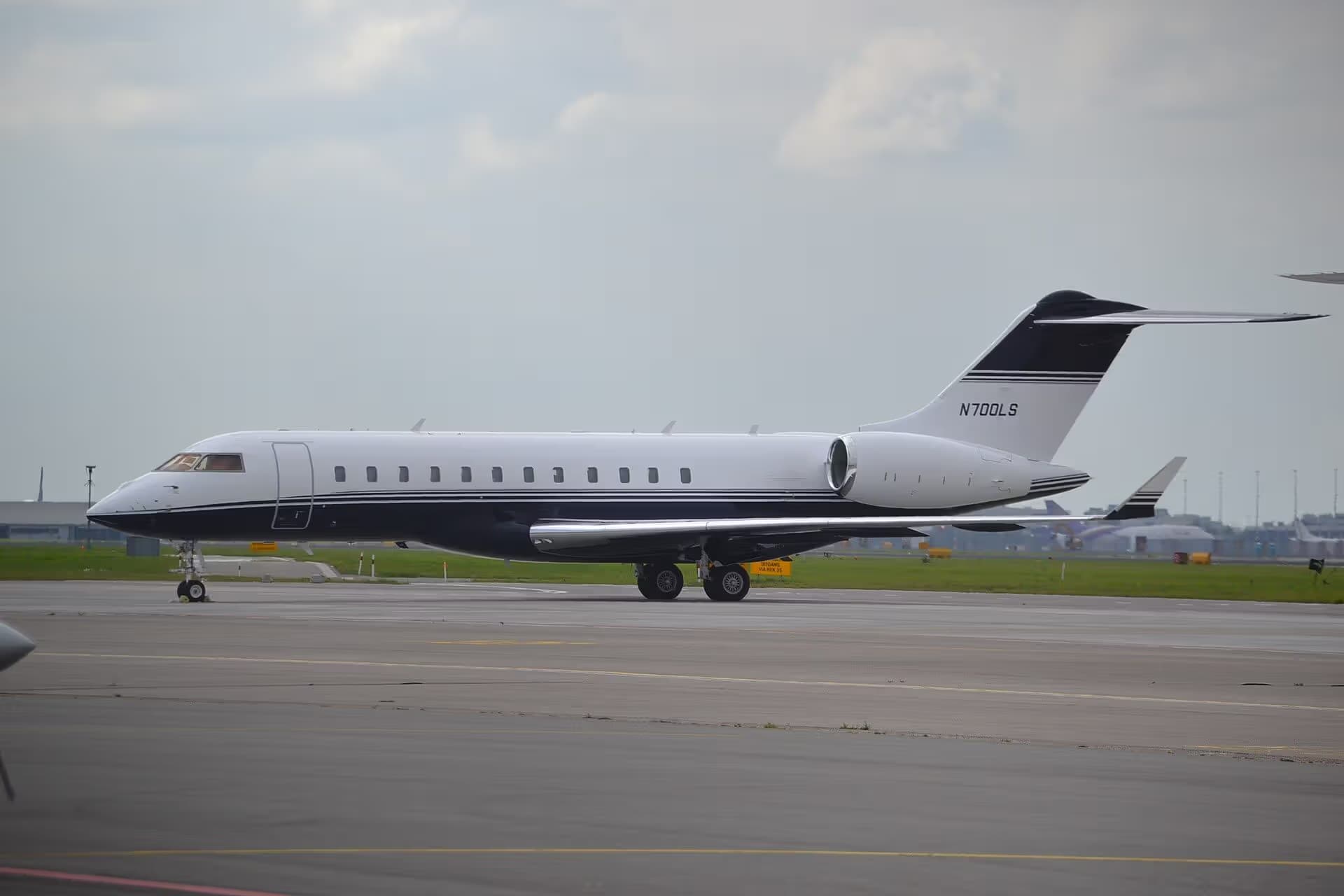 N700LS — Business jet