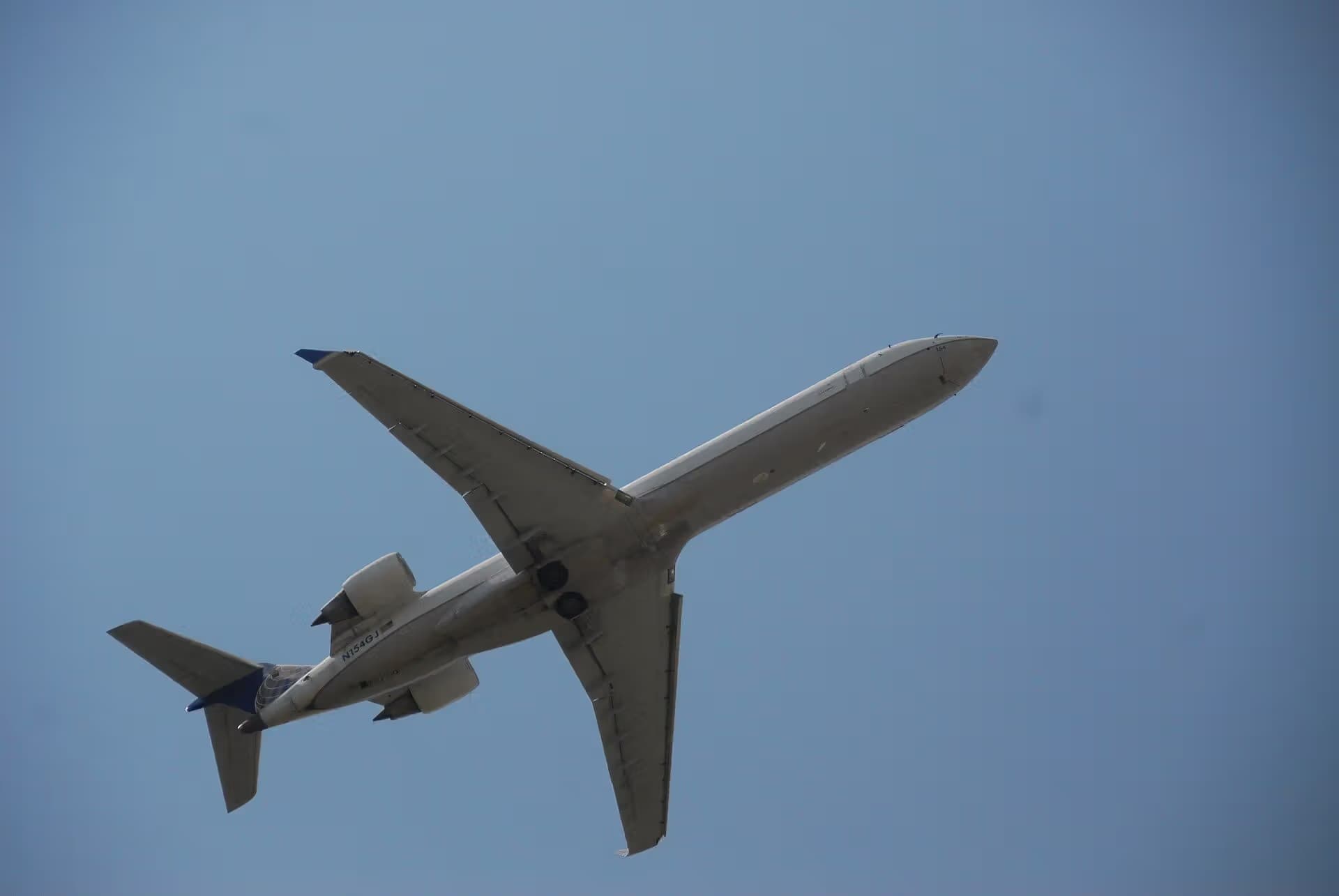 N154GJ — Bombardier