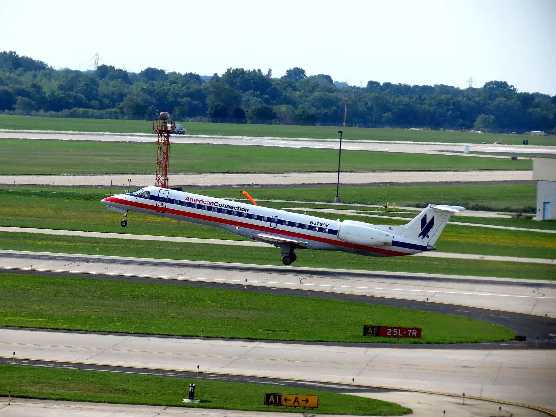 N379SK — Embraer