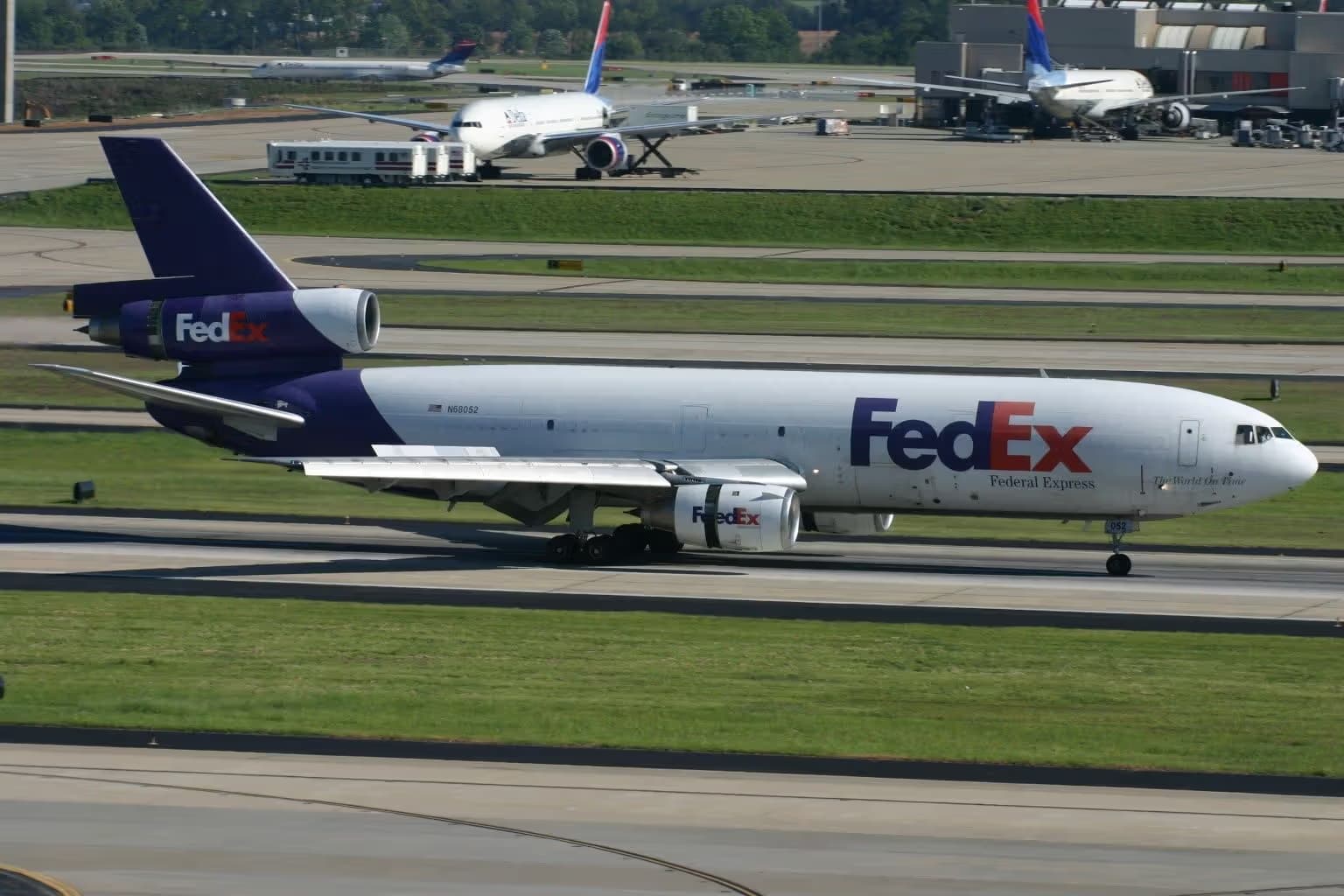 N68052 — Aircraft