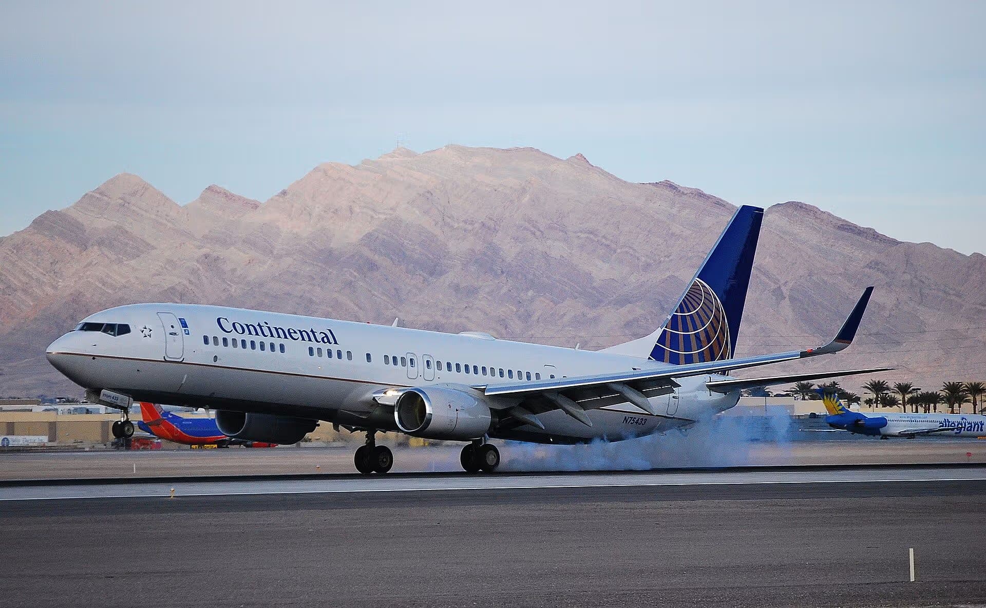 N75433 — Boeing