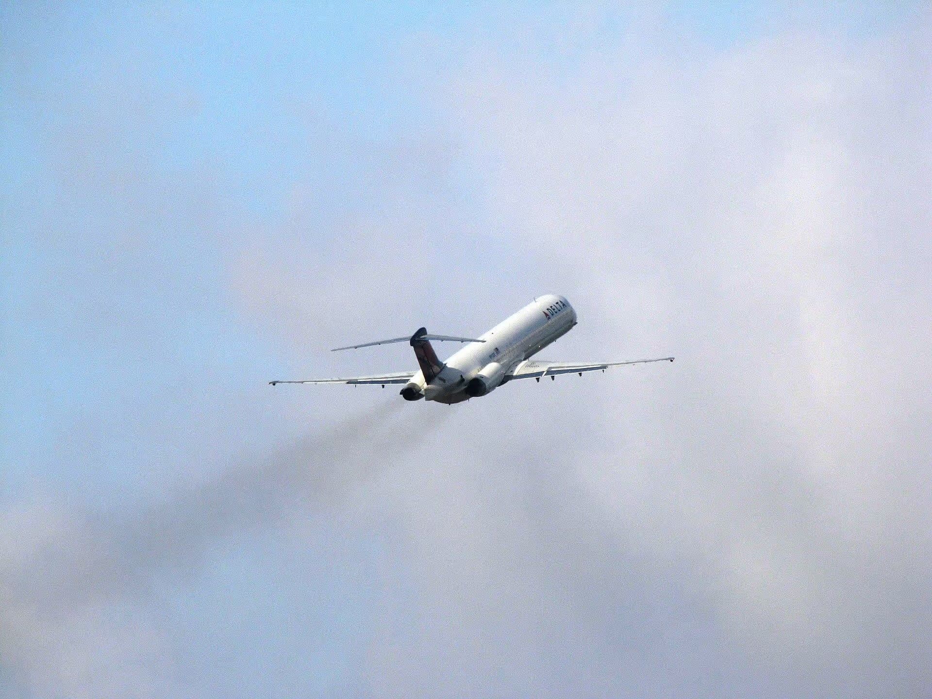 N912DE — Douglas