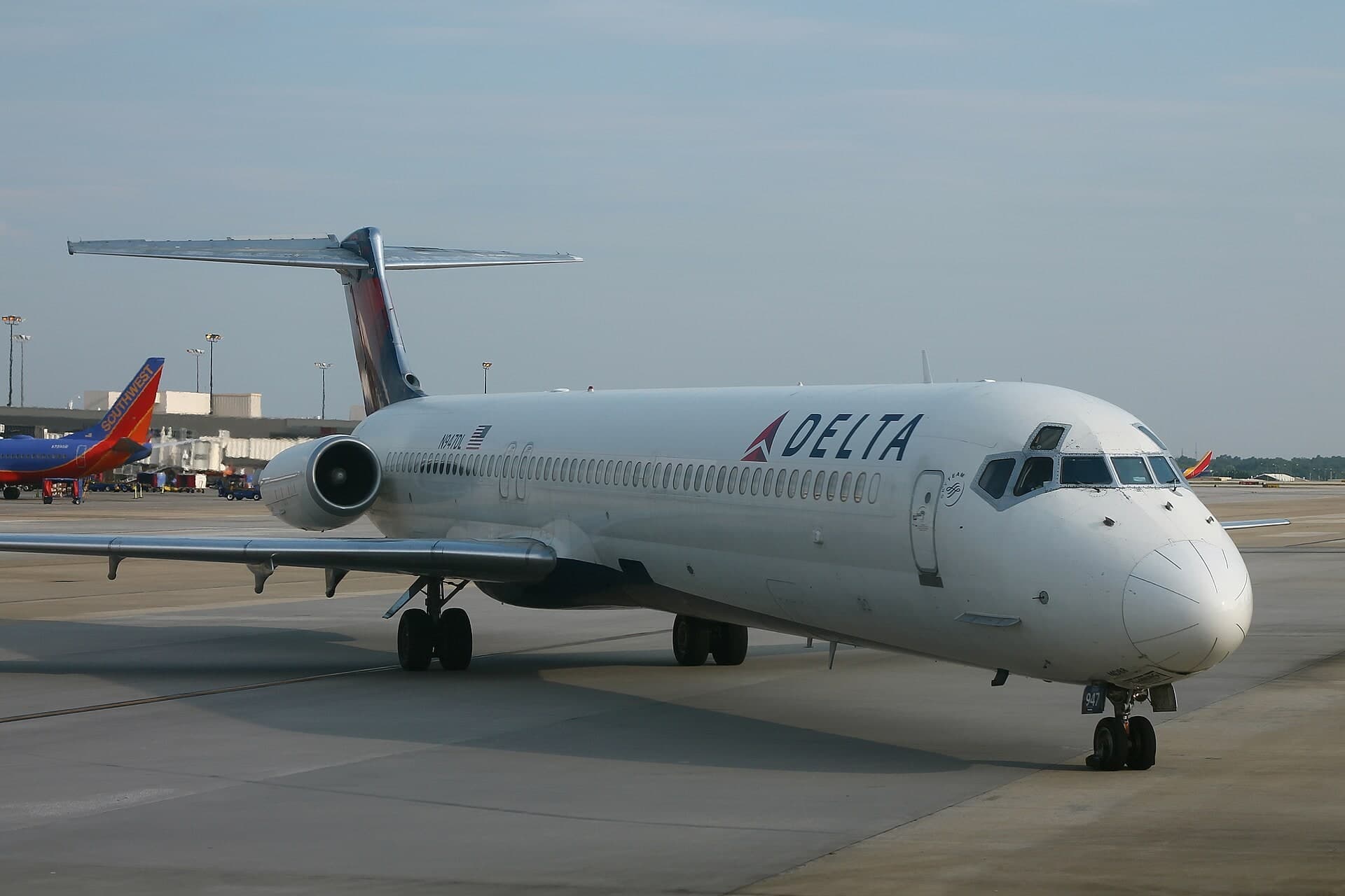 N947DL — Douglas