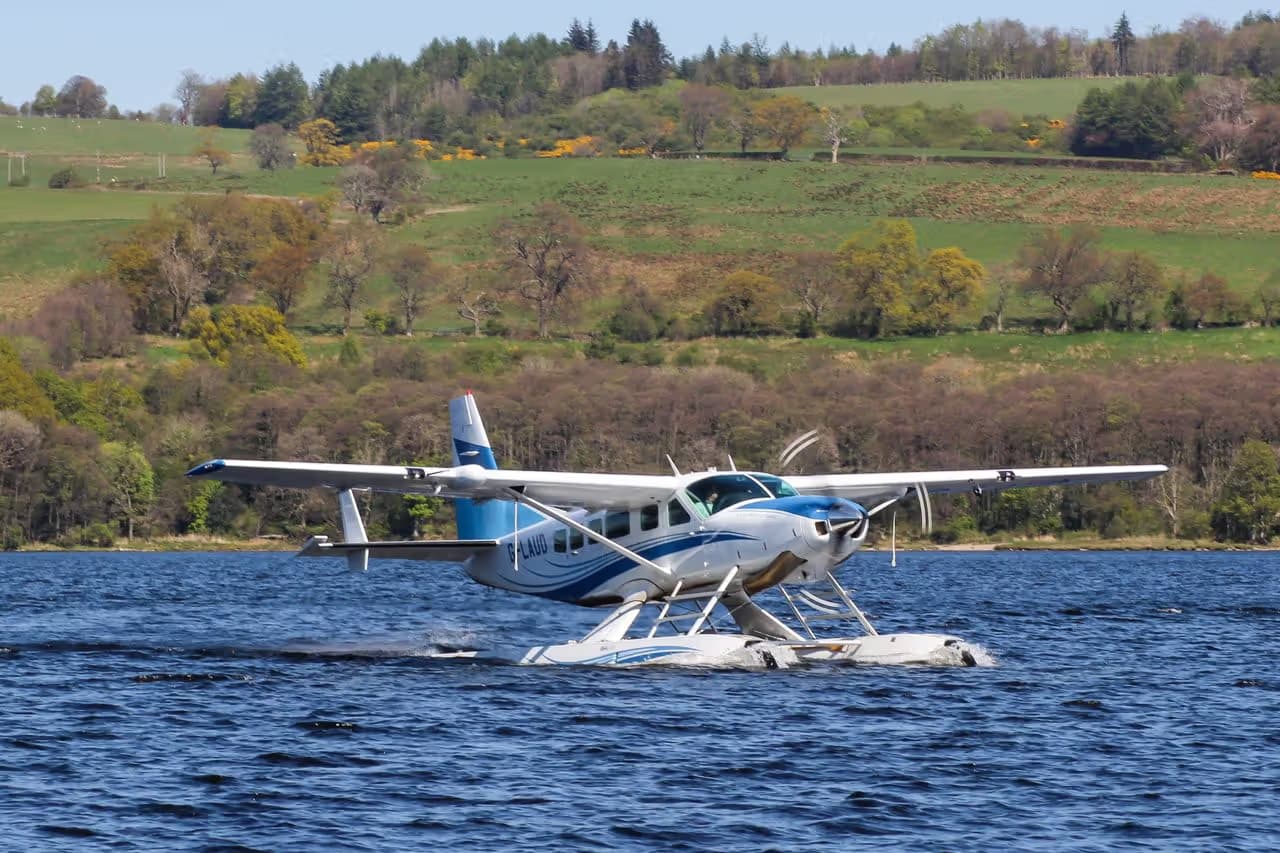 G-LAUD — Cessna