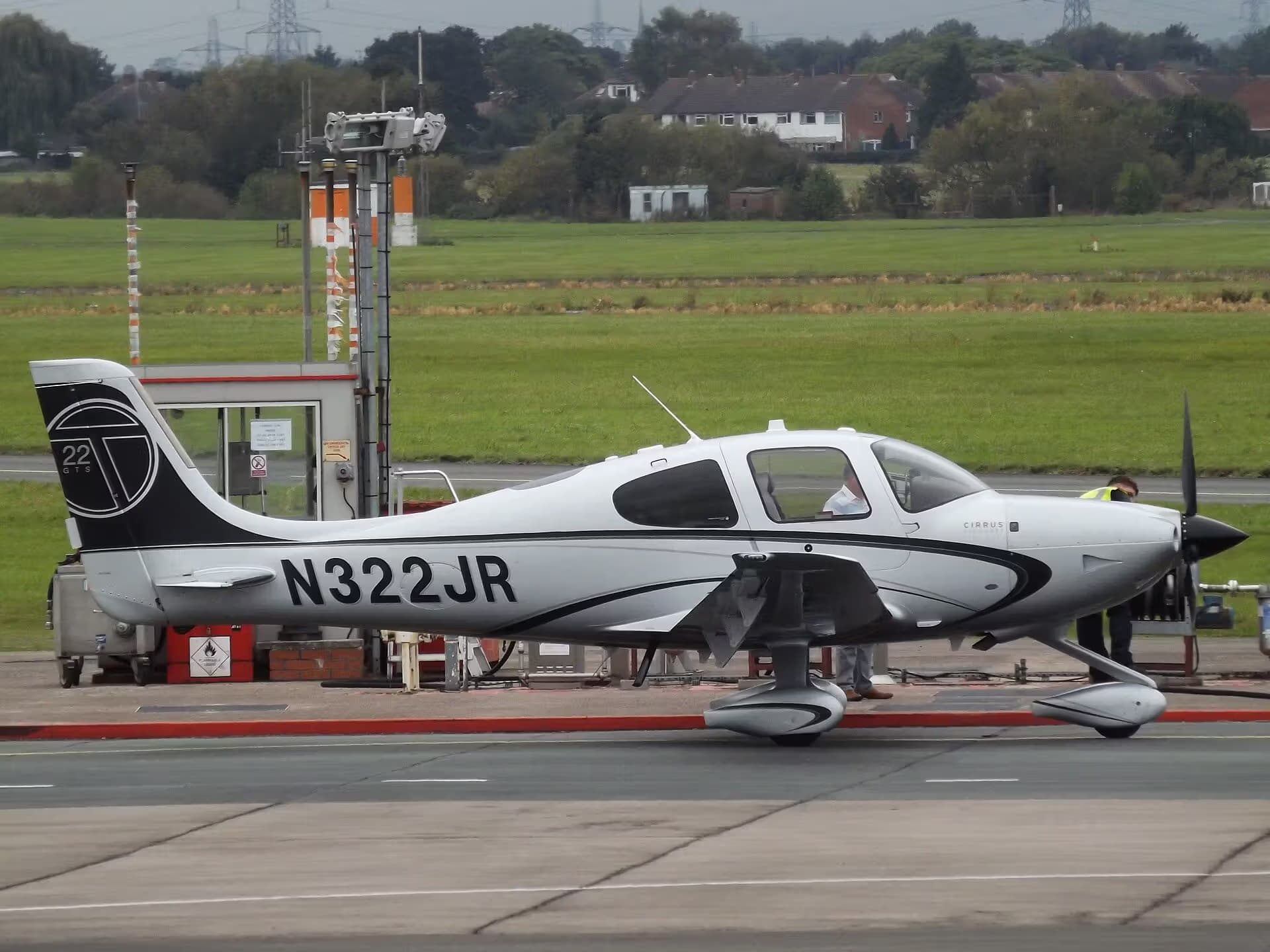 N322JR — Cirrus