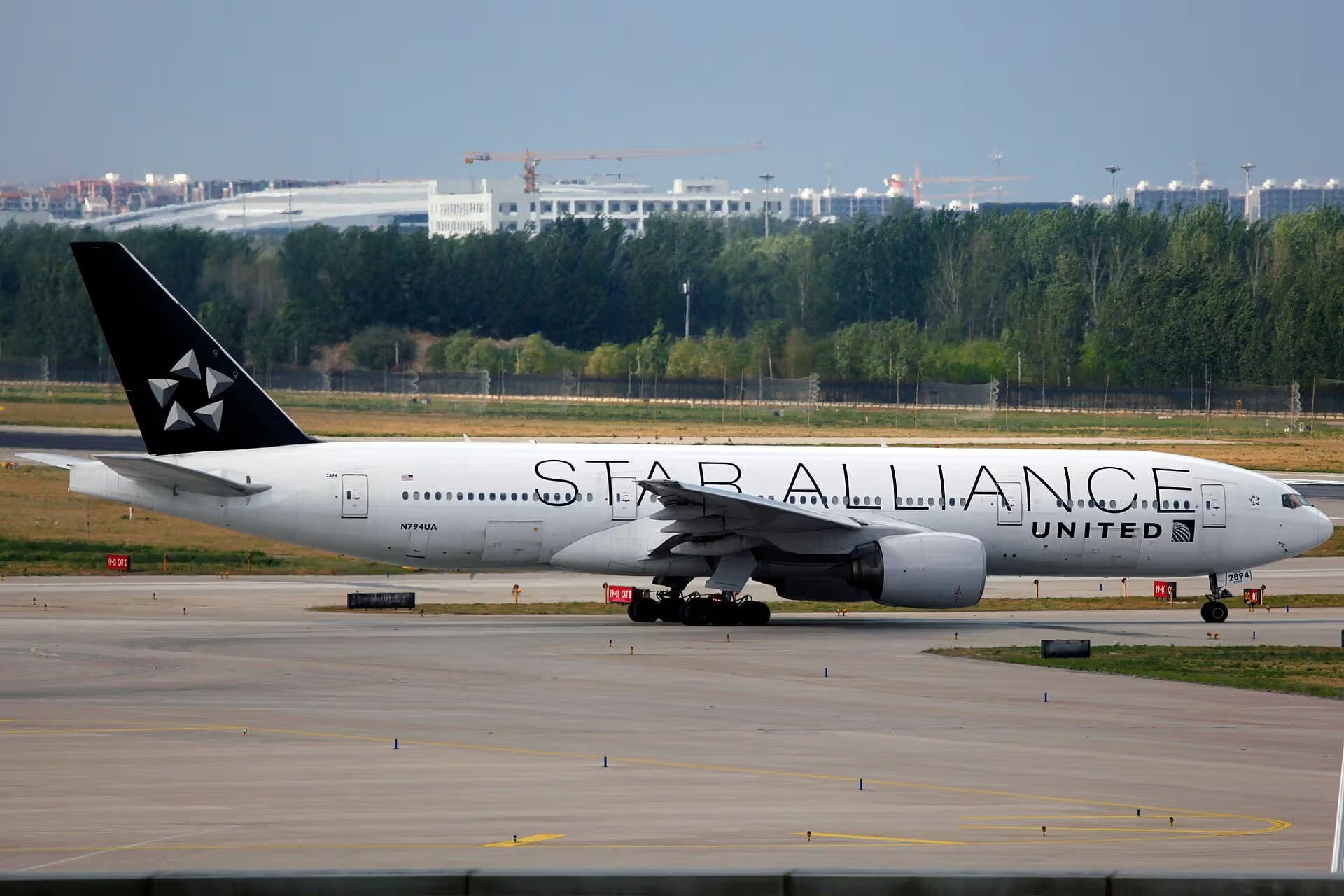 N794UA — Boeing