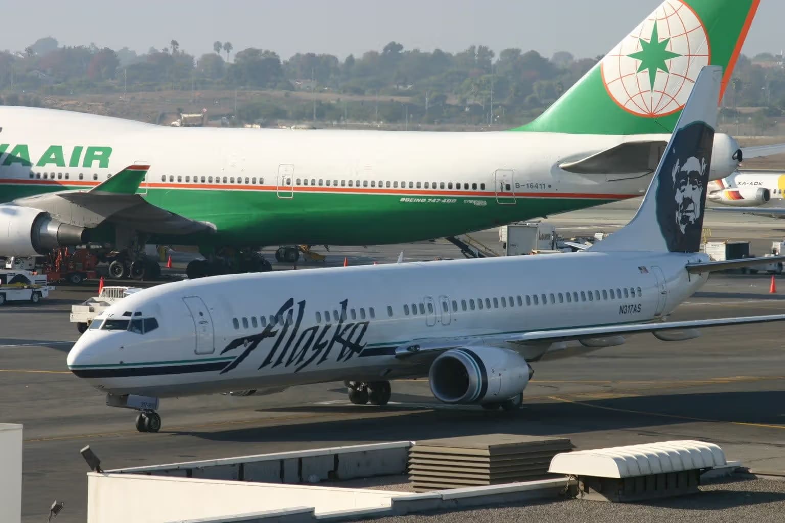 N317AS — Boeing